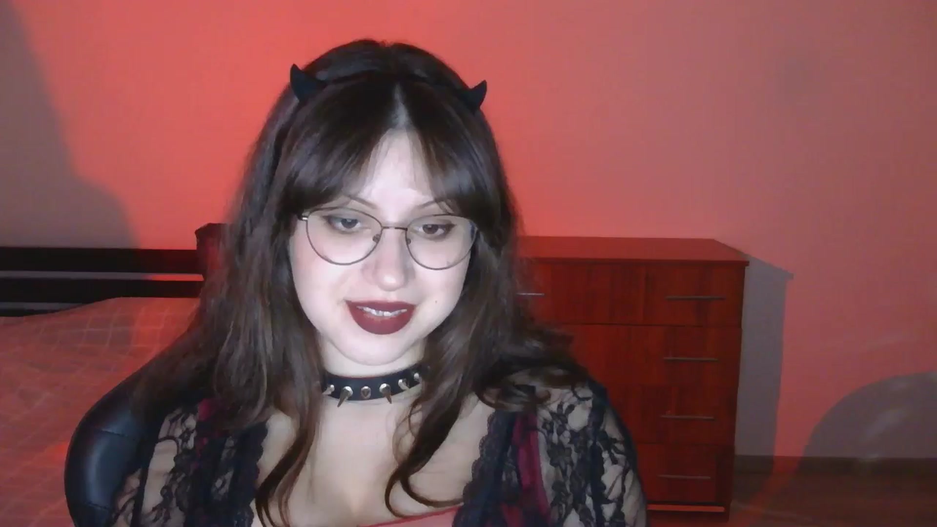 Gallery image thumbnail from NikssiKitty's myfreecams stream on, 04/22/2026, 19:08 image 14 of 20