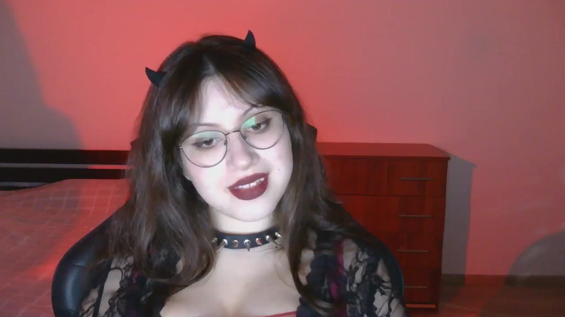 Gallery image thumbnail from NikssiKitty's myfreecams stream on, 04/22/2026, 19:08 image 7 of 20