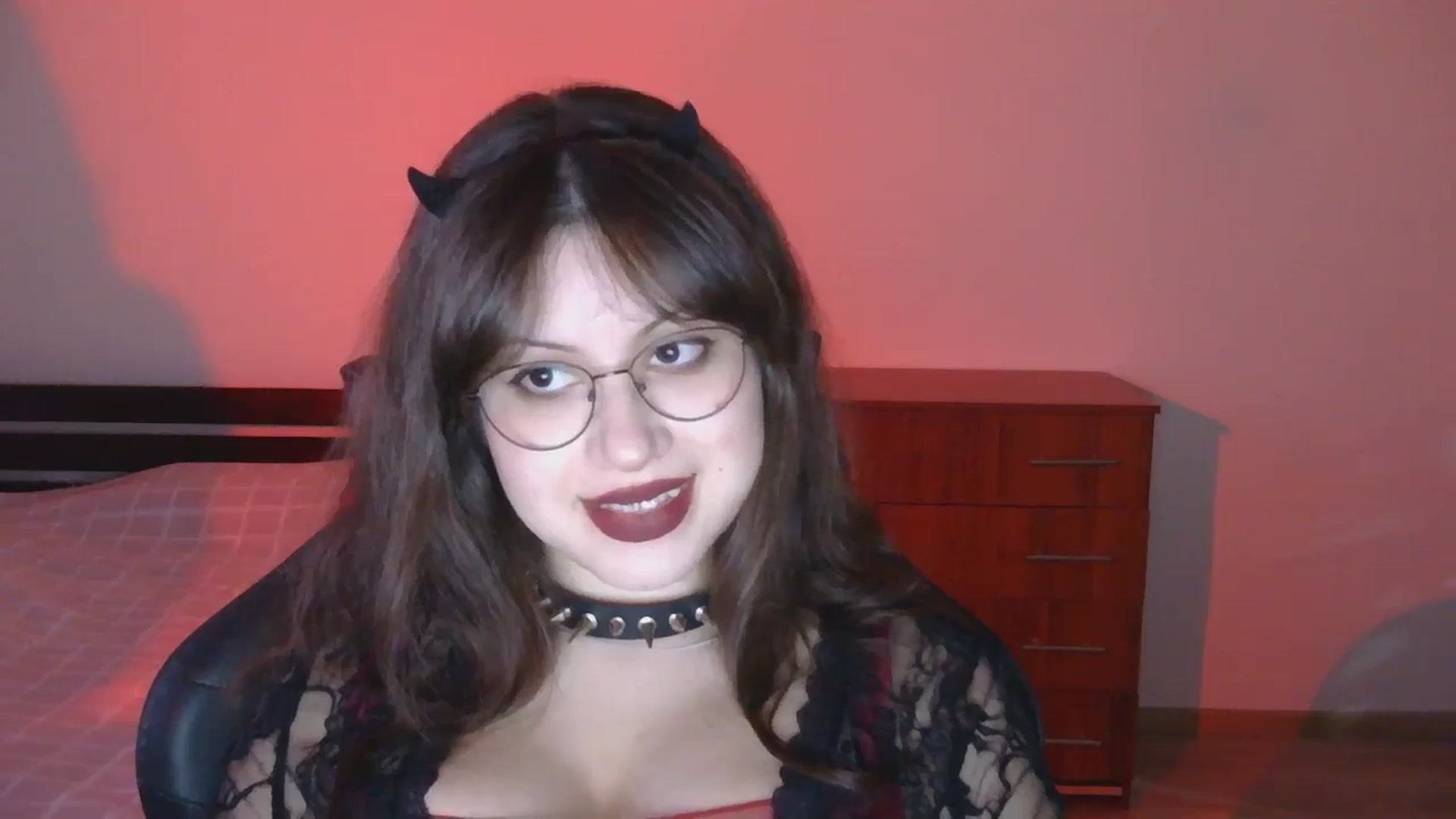 Gallery image thumbnail from NikssiKitty's myfreecams stream on, 04/22/2026, 19:08 image 5 of 20