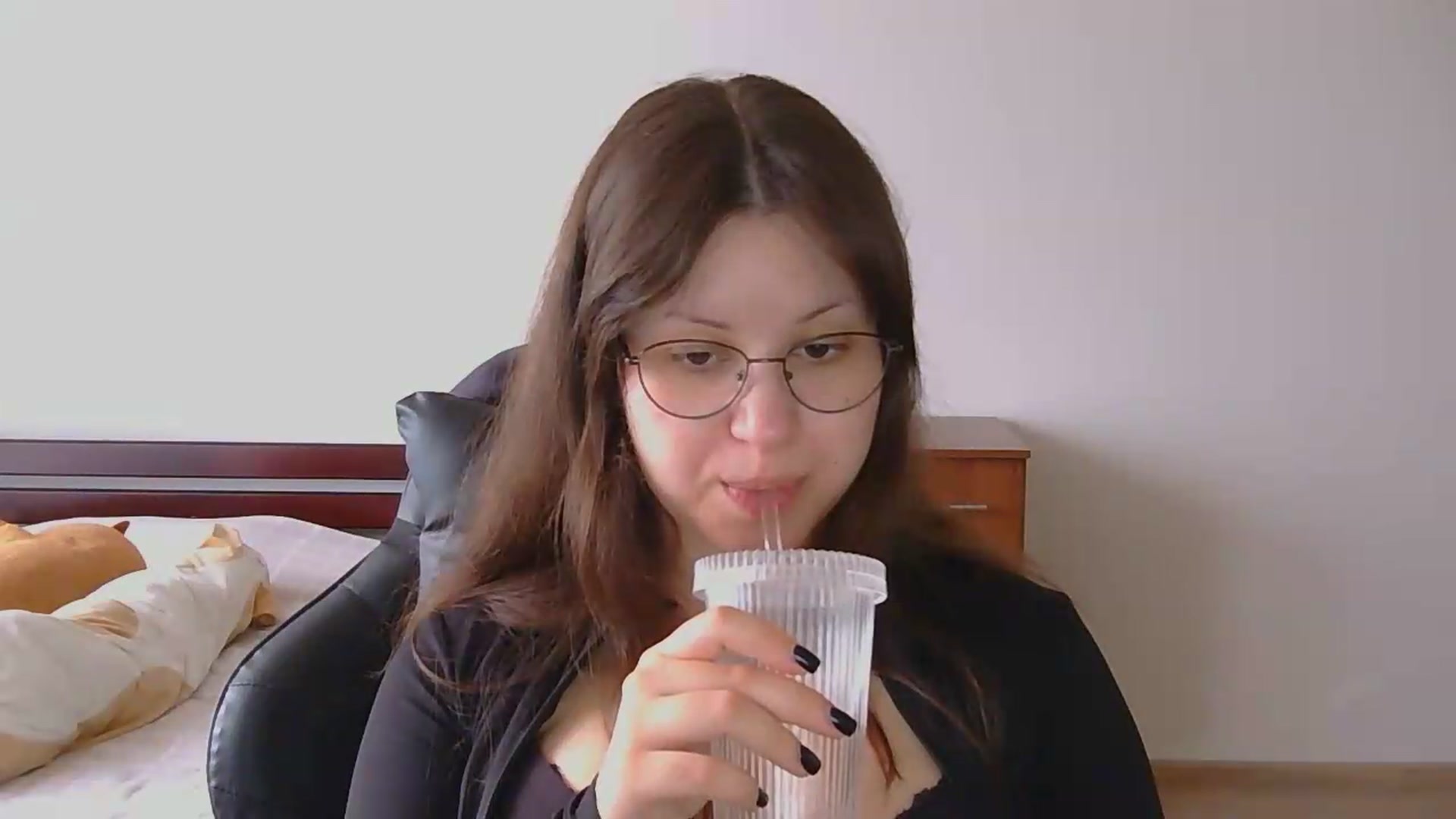 Gallery image thumbnail from NikssiKitty's myfreecams stream on, 05/16/2026, 17:21 image 20 of 20