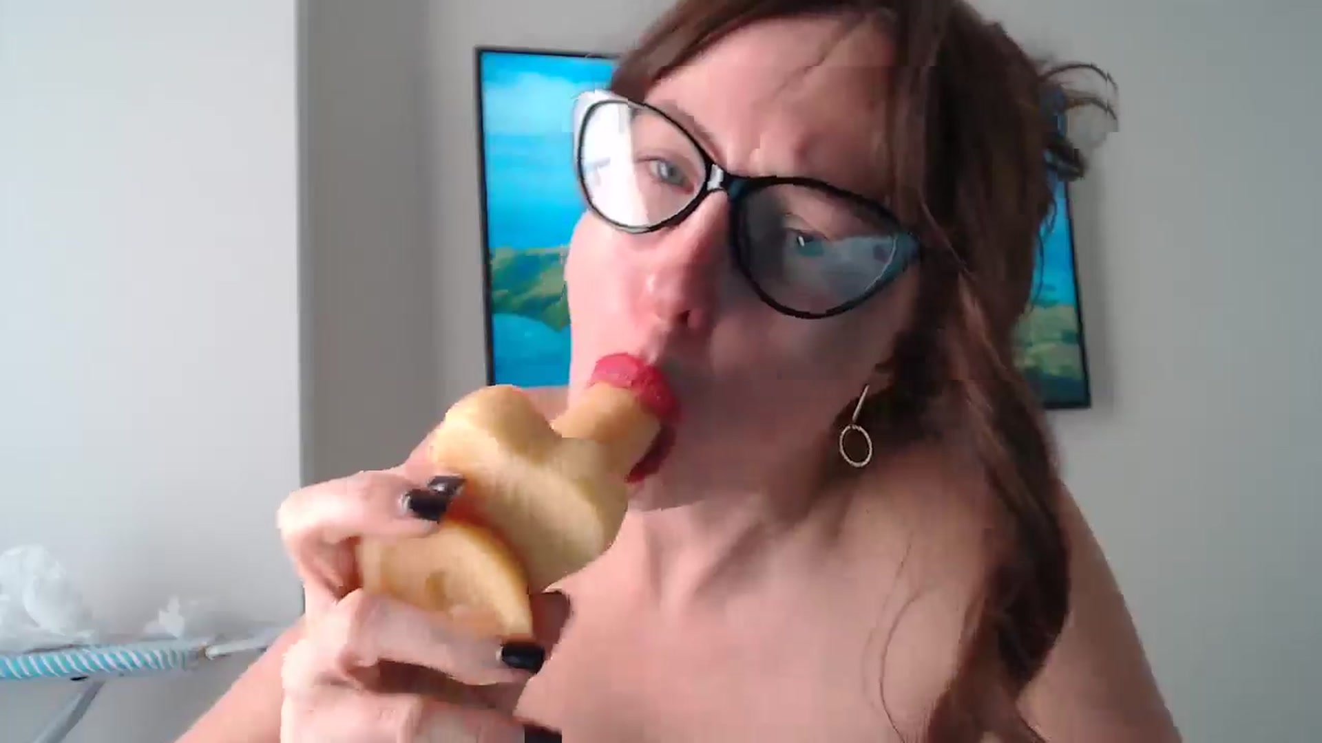 Gallery image thumbnail from Nimfida_'s myfreecams stream on, 04/13/2025, 16:28 image 6 of 20