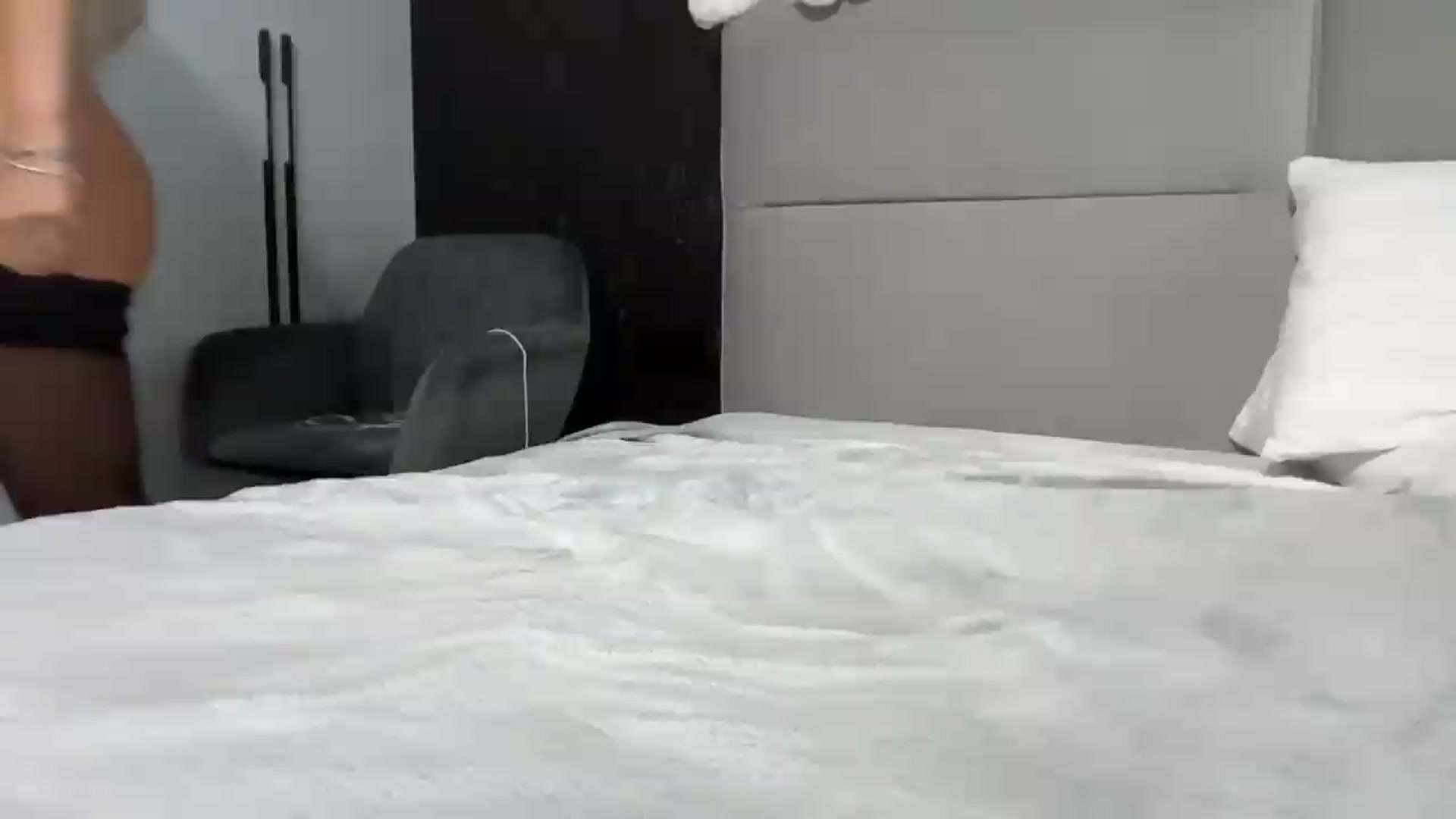 Gallery image thumbnail from Nimfida_'s myfreecams stream on, 07/24/2026, 15:03 image 15 of 20