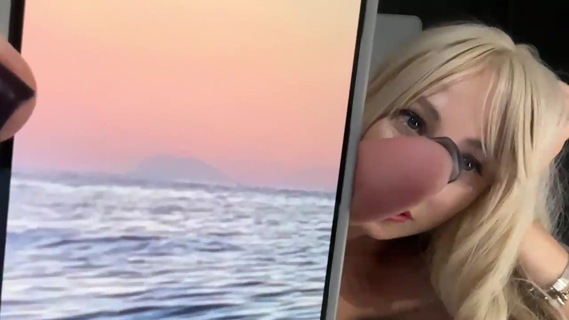 Gallery image thumbnail from Nimfida_'s myfreecams stream on, 08/01/2026, 18:26 image 19 of 20