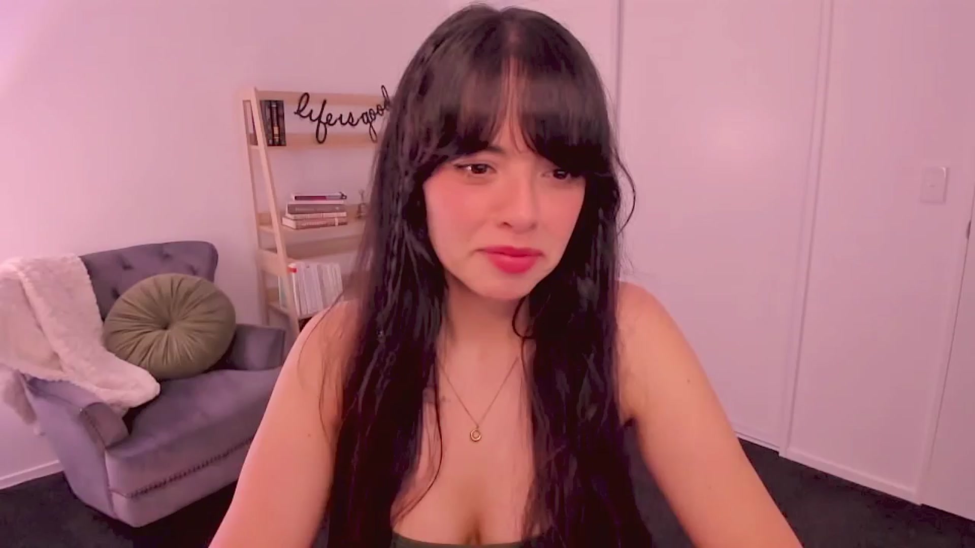 Gallery image thumbnail from NinaKarina's myfreecams stream on, 09/12/2025, 04:16 image 3 of 20