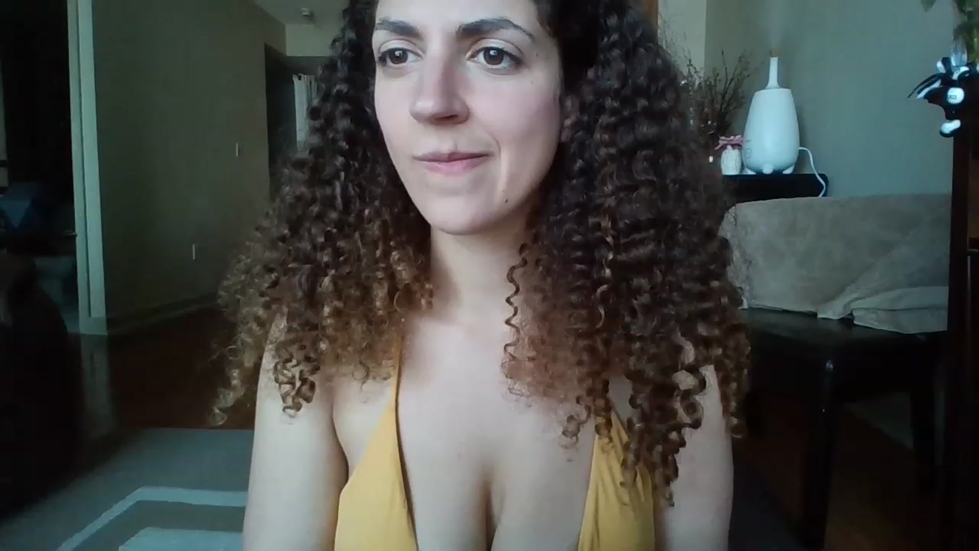 Gallery image thumbnail from NinaNeverland's myfreecams stream on, 06/19/2023, 19:07 image 18 of 20