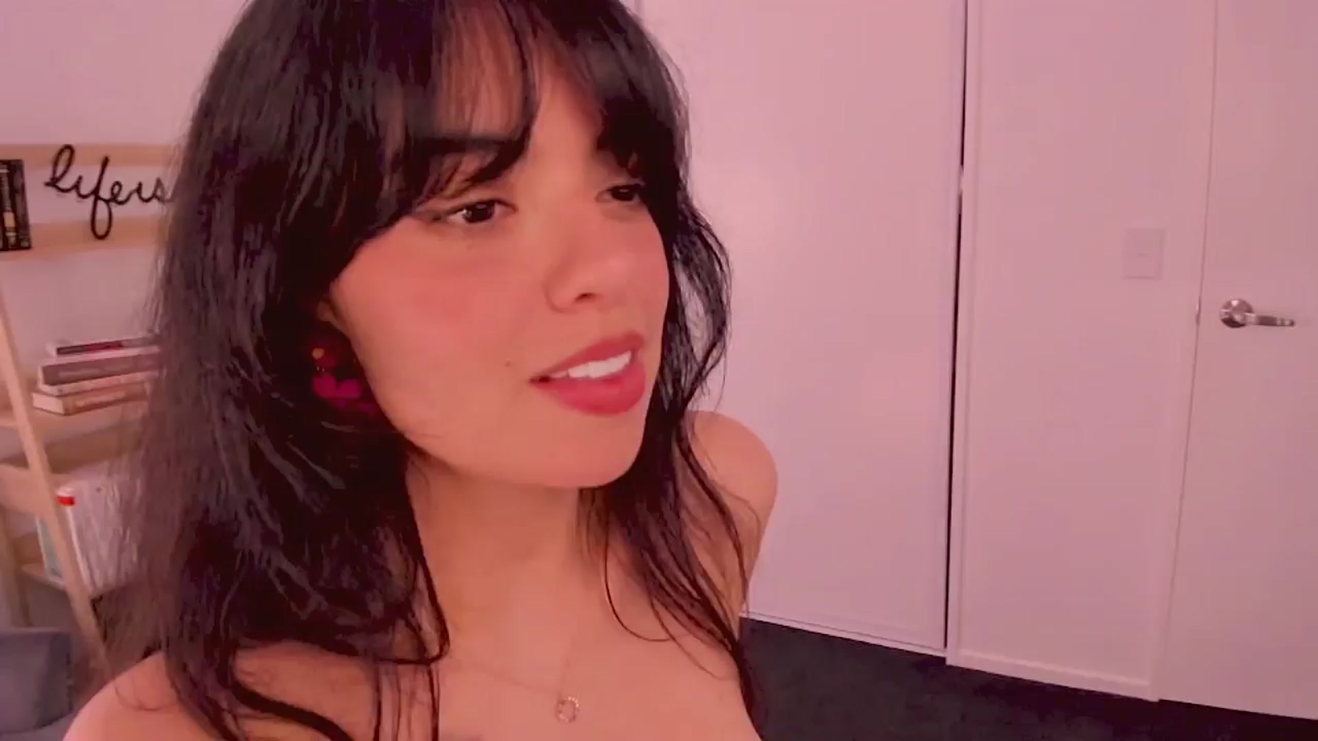 Gallery image thumbnail from NinaPanchita's myfreecams stream on, 09/07/2025, 06:11 image 19 of 20