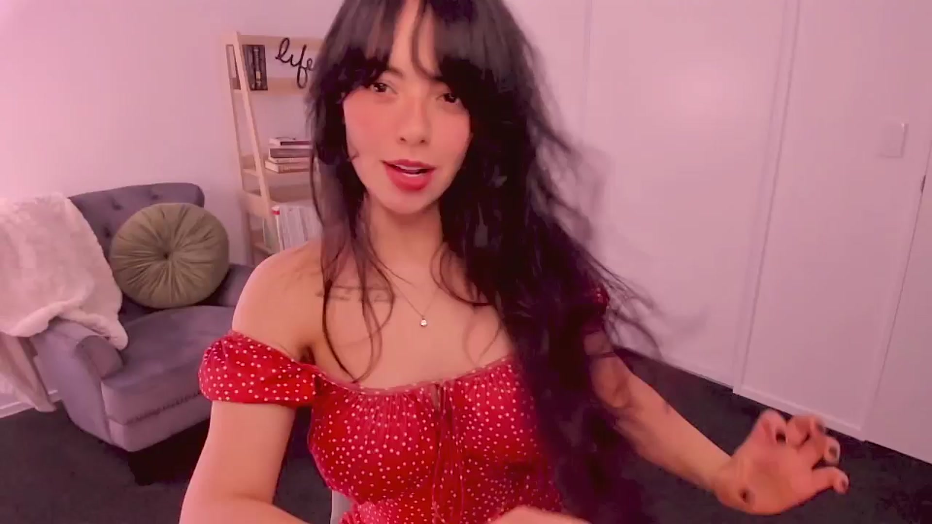 Gallery image thumbnail from NinaPinguina's myfreecams stream on, 09/15/2025, 01:55 image 7 of 20