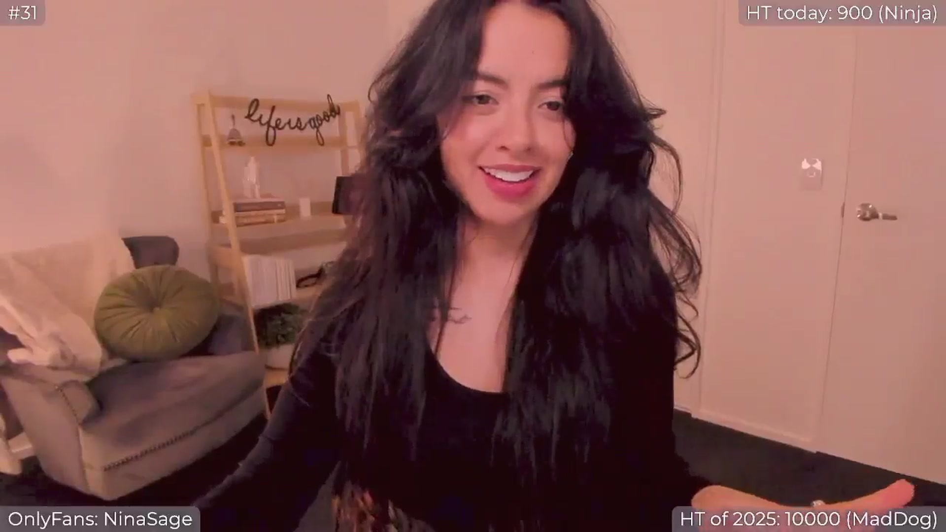 Gallery image thumbnail from NinaSage's myfreecams stream on, 01/03/2025, 05:54 image 6 of 20