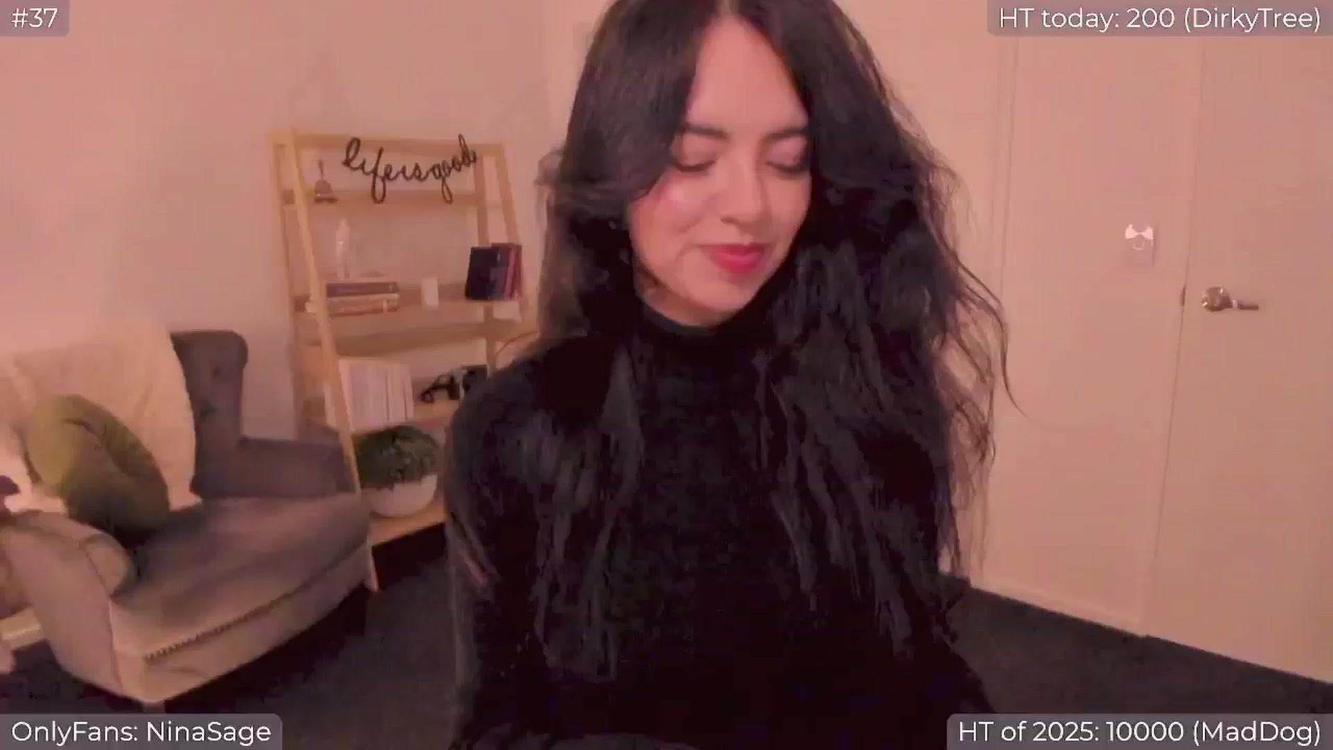 Gallery image thumbnail from NinaSage's myfreecams stream on, 01/05/2025, 06:15 image 5 of 20