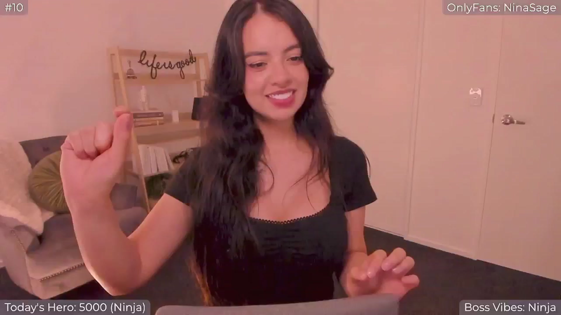 Gallery image thumbnail from NinaSage's myfreecams stream on, 01/19/2025, 06:25 image 14 of 20