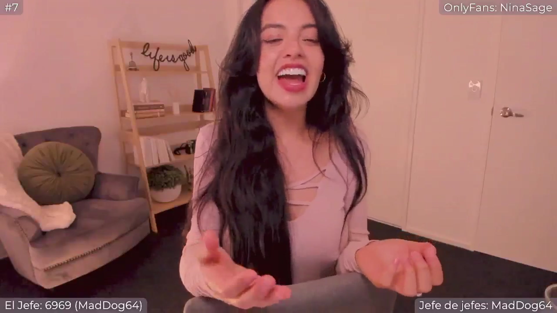 Gallery image thumbnail from NinaSage's myfreecams stream on, 01/27/2025, 05:31 image 15 of 20