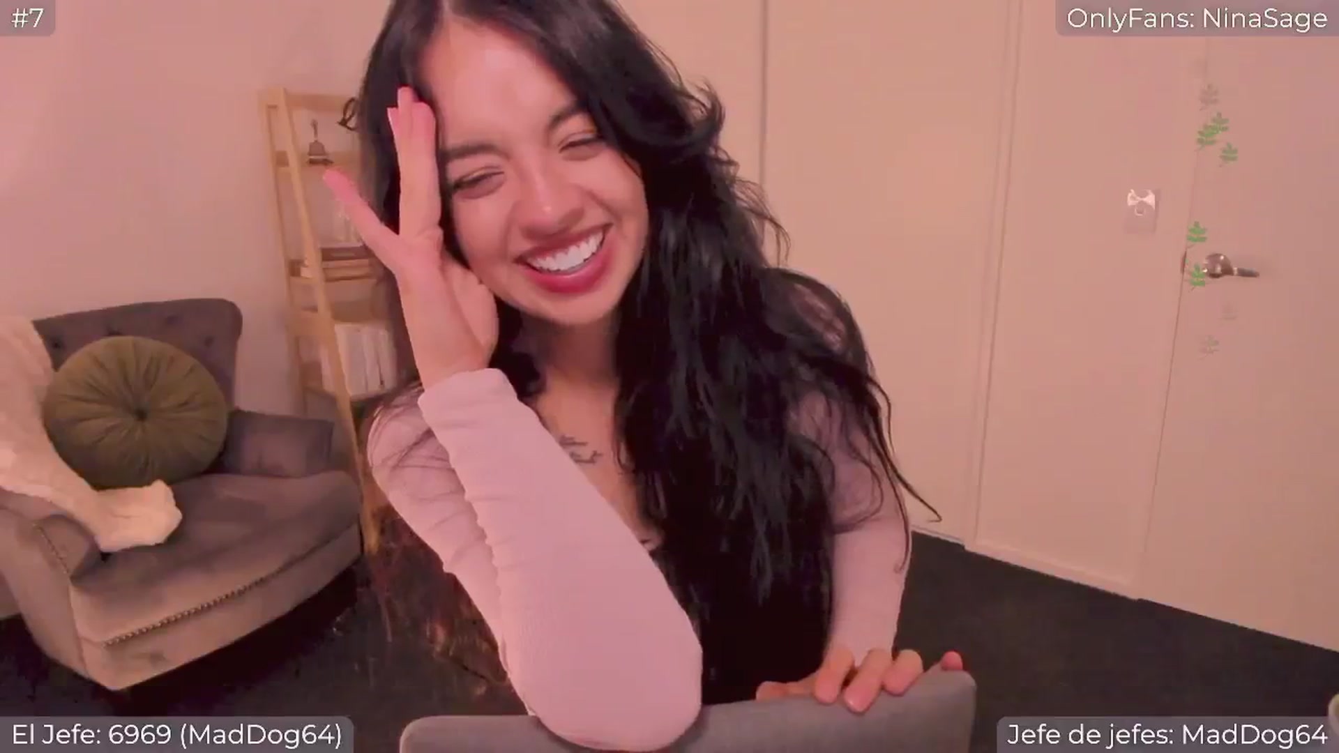 Gallery image thumbnail from NinaSage's myfreecams stream on, 01/27/2025, 05:31 image 14 of 20