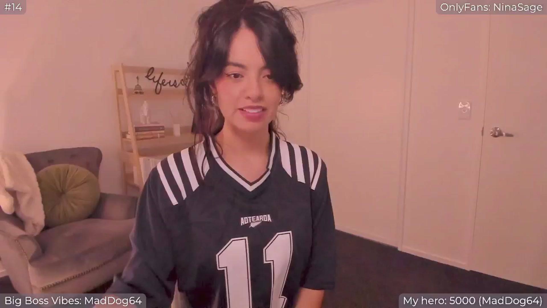 Gallery image thumbnail from NinaSage's myfreecams stream on, 02/10/2025, 04:28 image 3 of 20