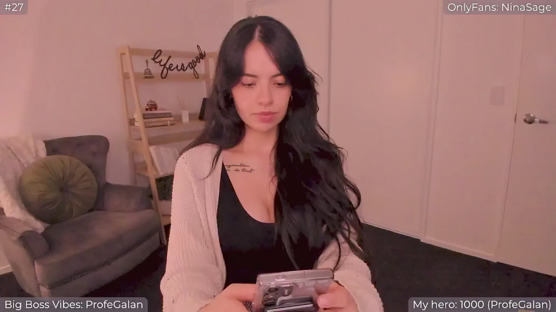 Gallery image thumbnail from NinaSage's myfreecams stream on, 02/27/2025, 04:10 image 4 of 20