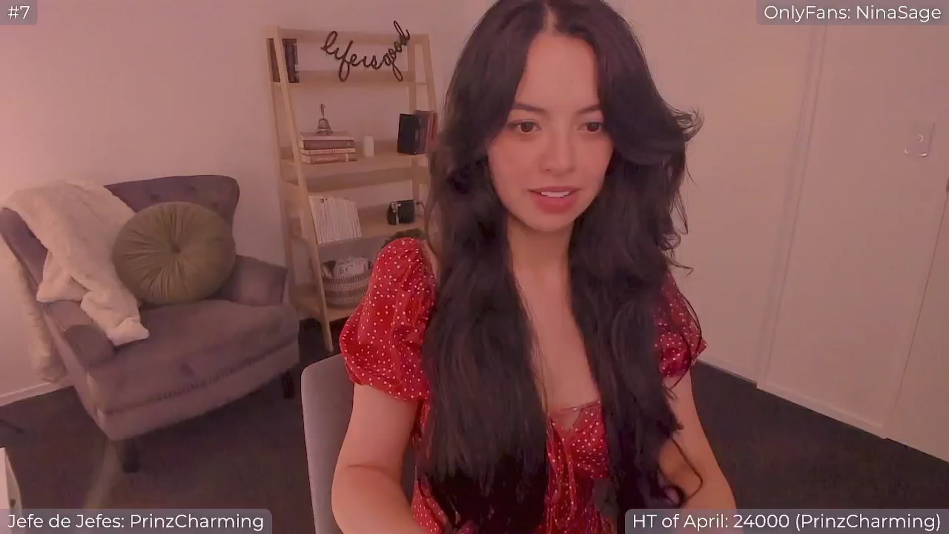 Gallery image thumbnail from NinaSage's myfreecams stream on, 04/02/2025, 03:56 image 16 of 20