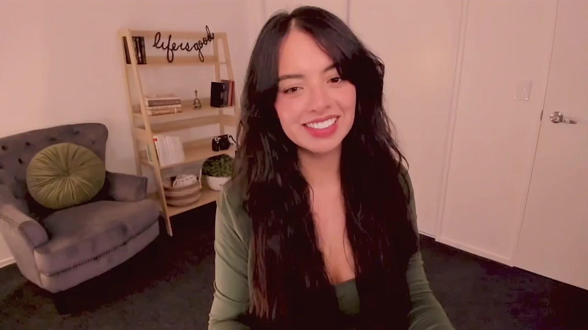 Gallery image thumbnail from NinaSage's myfreecams stream on, 06/26/2025, 05:16 image 8 of 20