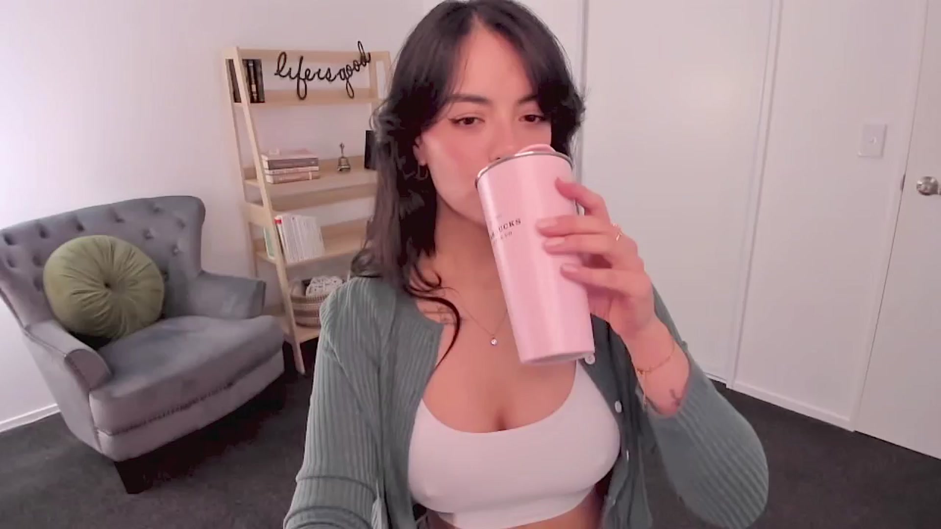 Gallery image thumbnail from NinaSage's myfreecams stream on, 06/30/2025, 02:12 image 2 of 20
