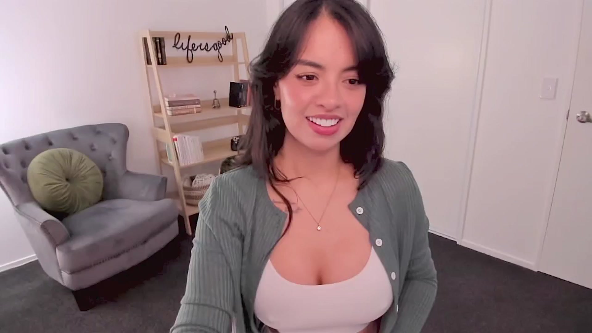 Gallery image thumbnail from NinaSage's myfreecams stream on, 06/30/2025, 02:12 image 1 of 20