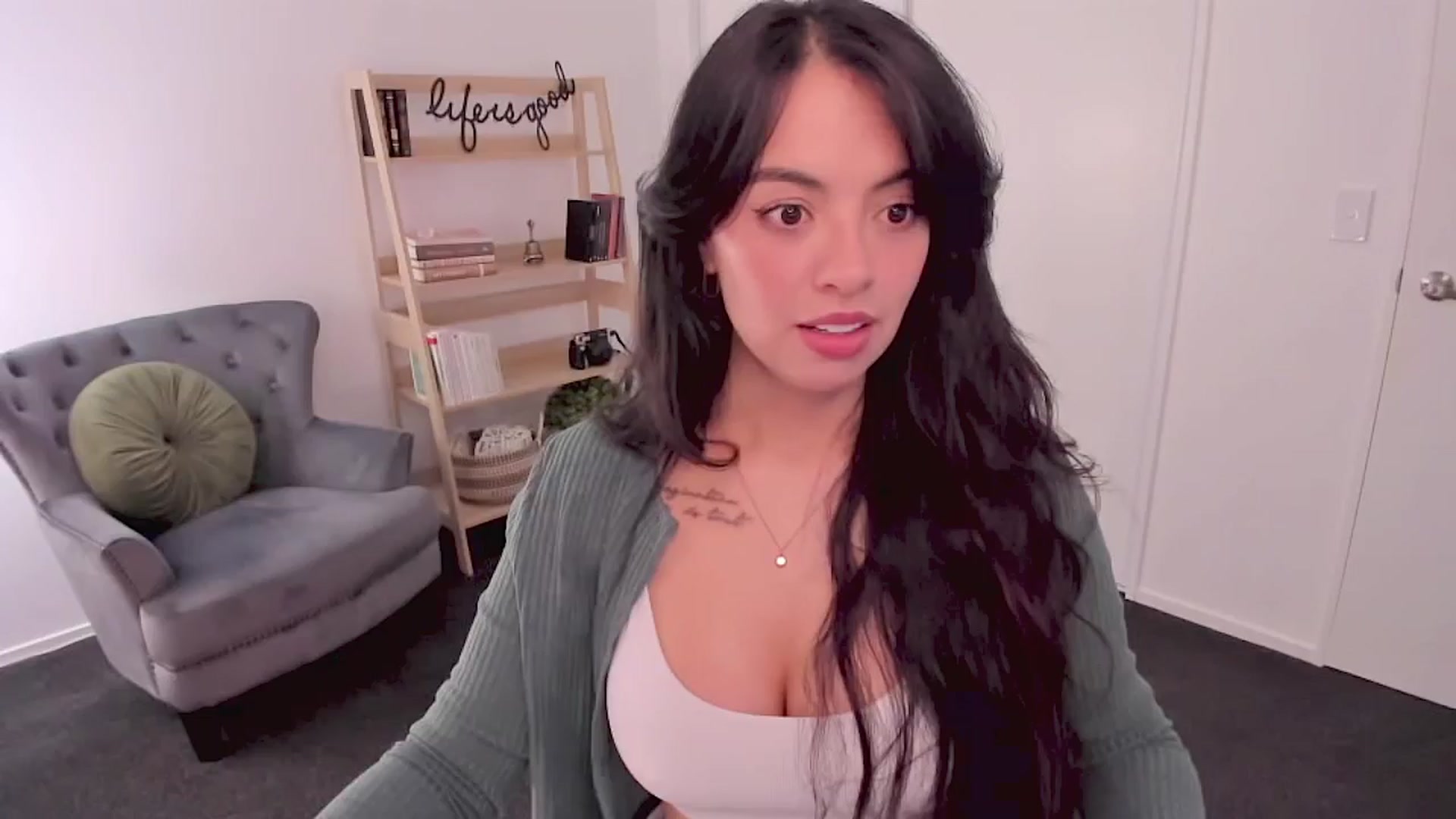 Gallery image thumbnail from NinaSage's myfreecams stream on, 06/30/2025, 02:12 image 15 of 20
