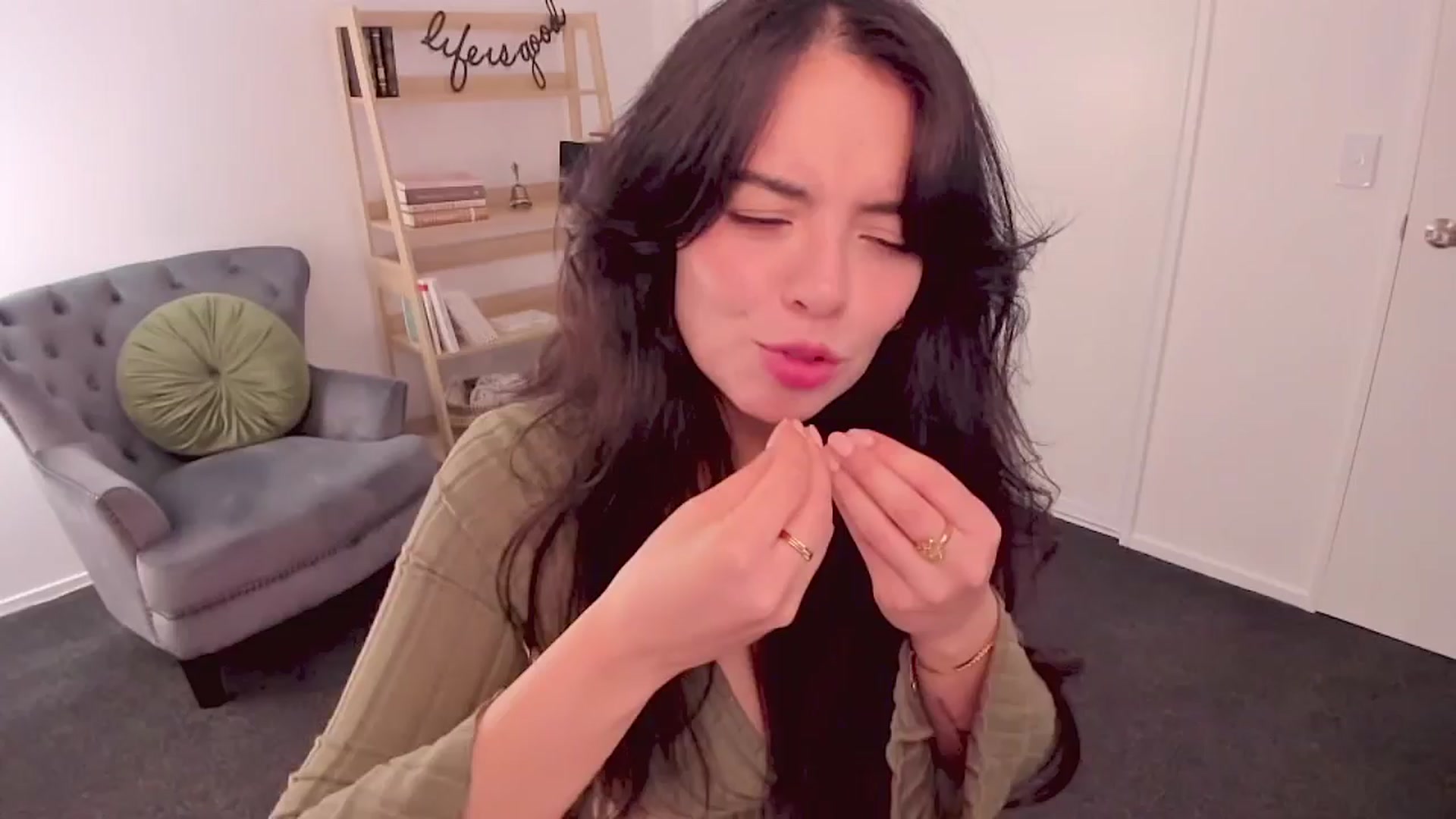 Gallery image thumbnail from NinaSage's myfreecams stream on, 07/04/2025, 03:58 image 18 of 20