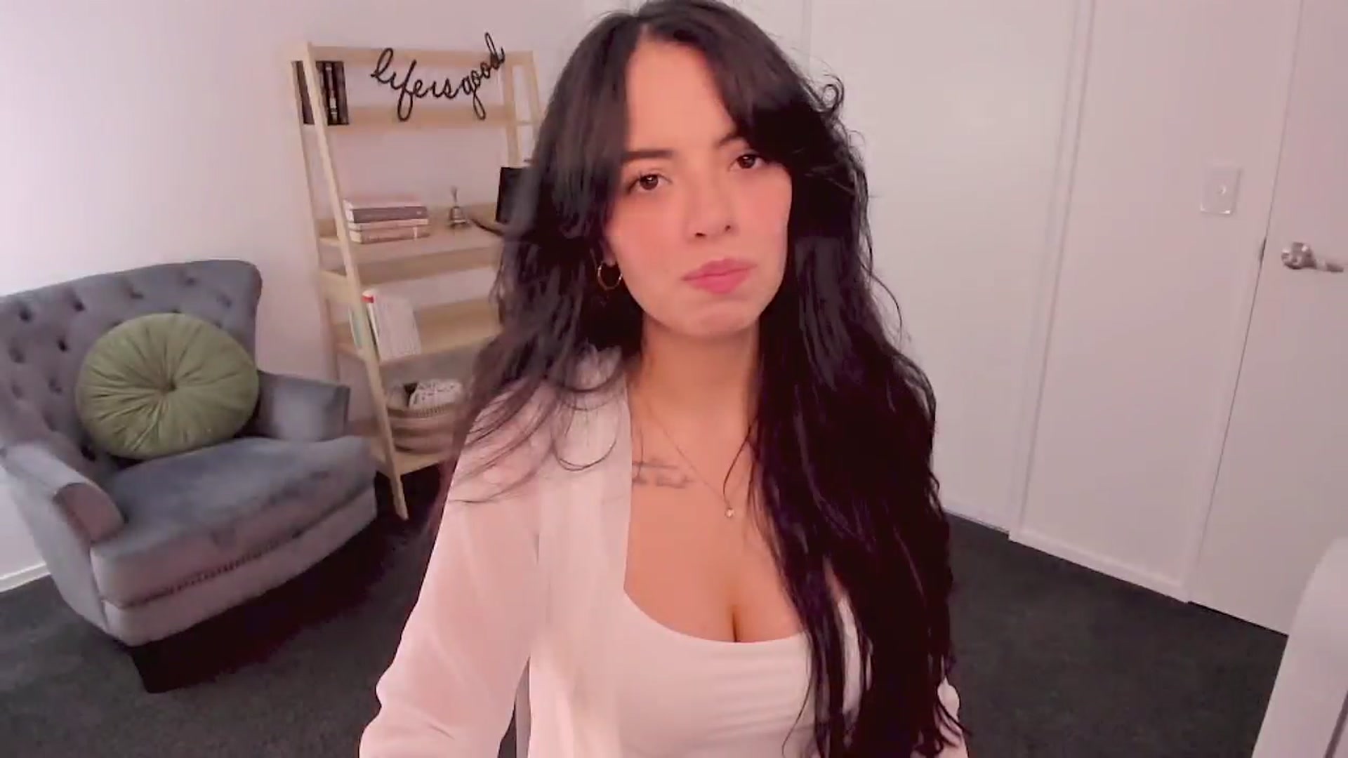 Gallery image thumbnail from NinaSage's myfreecams stream on, 07/06/2025, 04:13 image 18 of 20