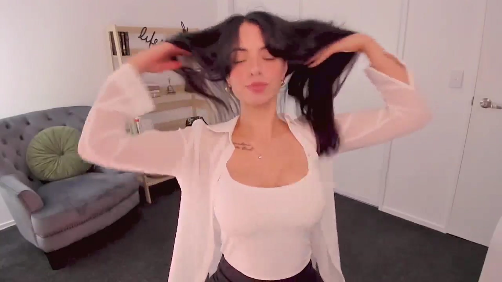 Gallery image thumbnail from NinaSage's myfreecams stream on, 07/06/2025, 04:13 image 5 of 20