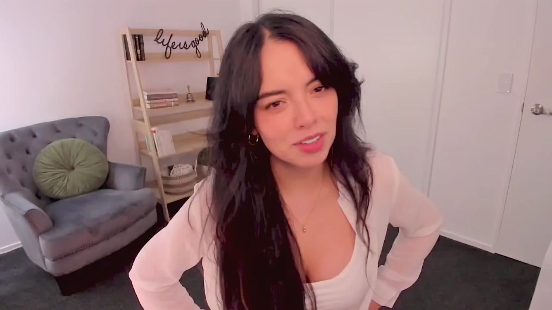 Gallery image thumbnail from NinaSage's myfreecams stream on, 07/06/2025, 06:09 image 13 of 20