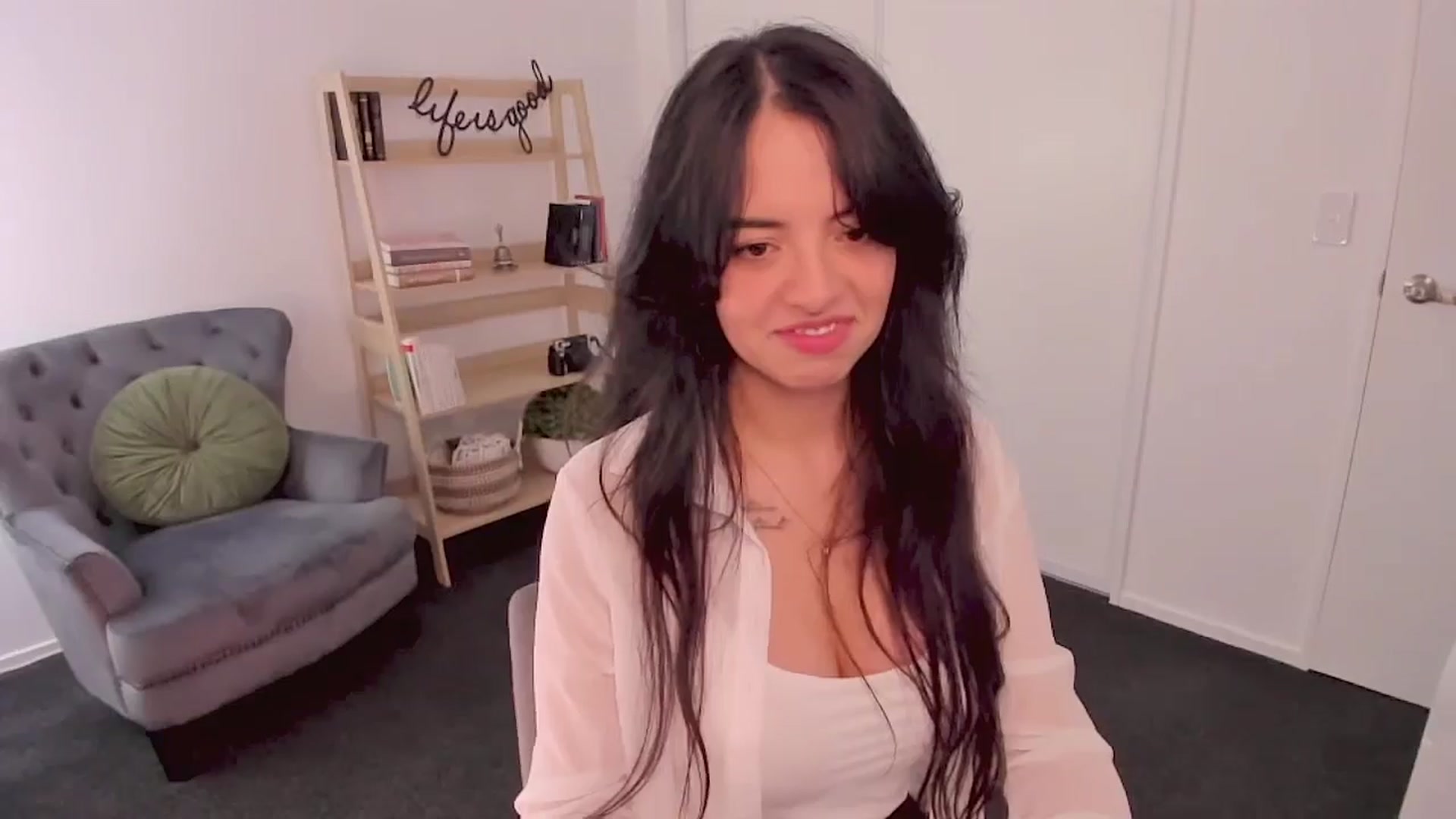 Gallery image thumbnail from NinaSage's myfreecams stream on, 07/06/2025, 06:09 image 18 of 20