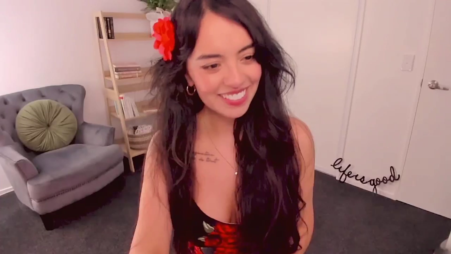 Gallery image thumbnail from NinaSage's myfreecams stream on, 07/12/2025, 05:16 image 10 of 20