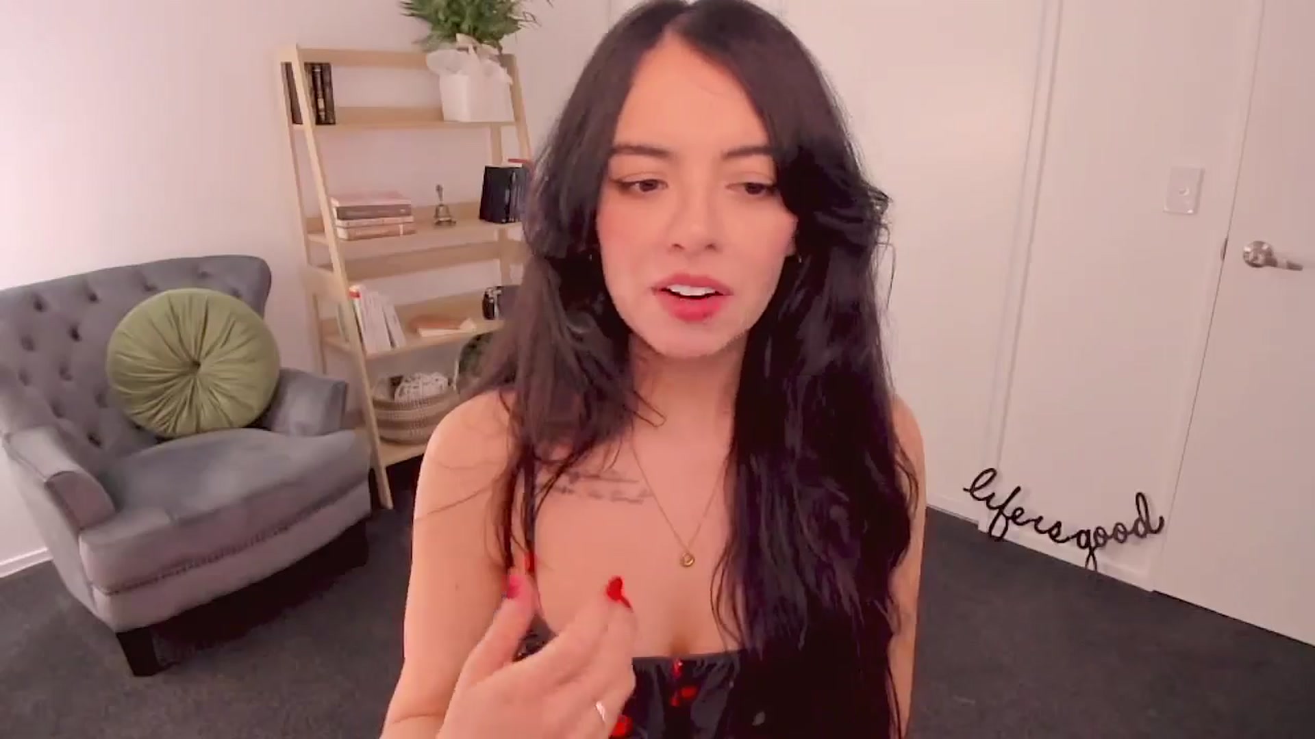 Gallery image thumbnail from NinaSage's myfreecams stream on, 07/14/2025, 03:43 image 15 of 20