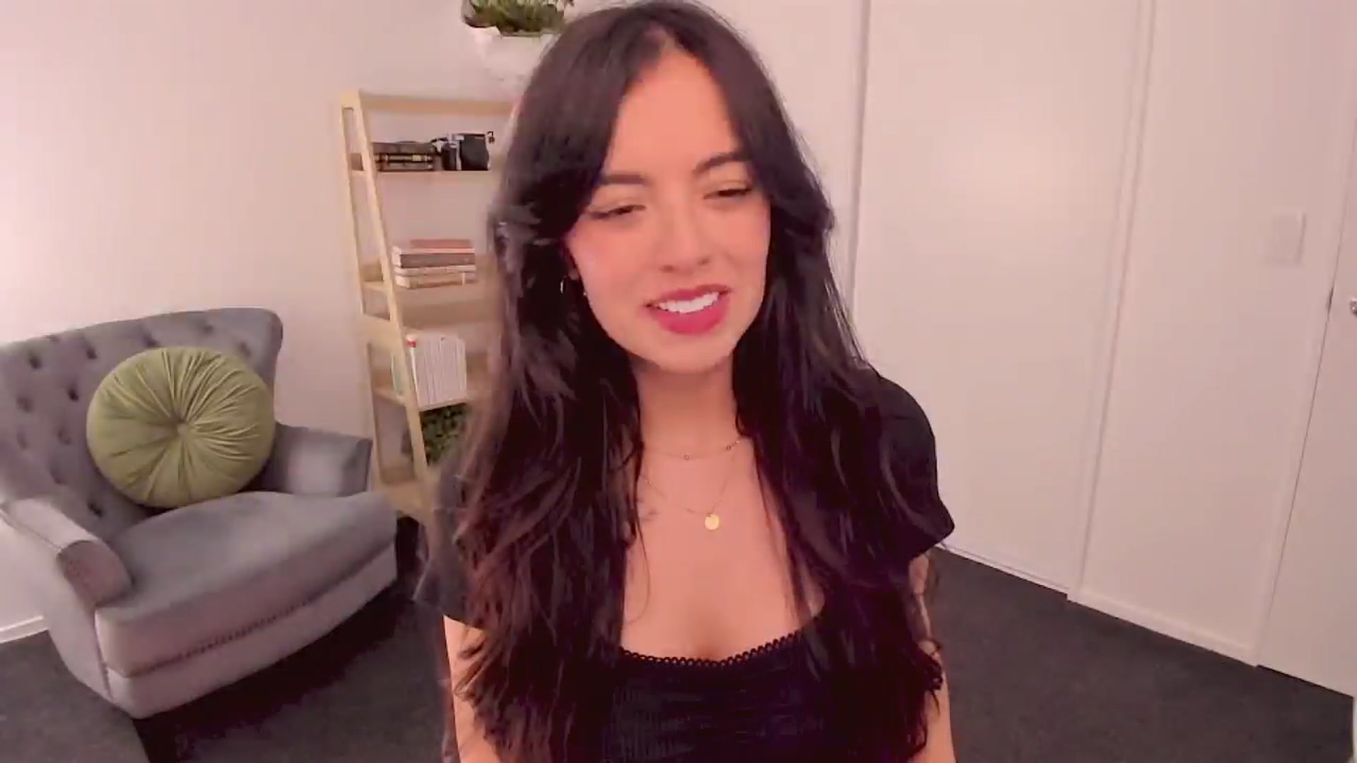 Gallery image thumbnail from NinaSage's myfreecams stream on, 08/02/2025, 05:23 image 12 of 20