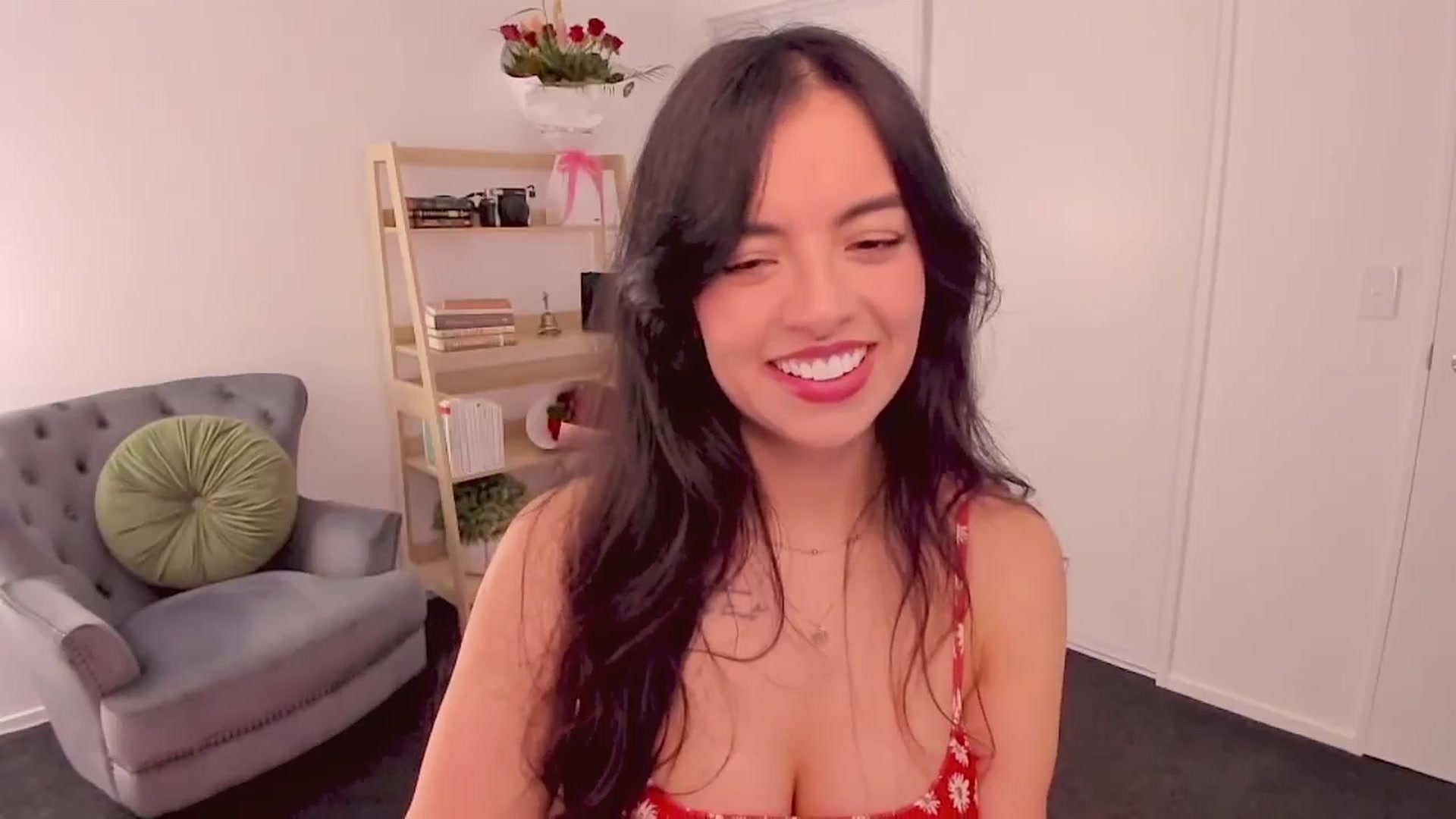 Gallery image thumbnail from NinaSage's myfreecams stream on, 08/02/2025, 05:23 image 4 of 20