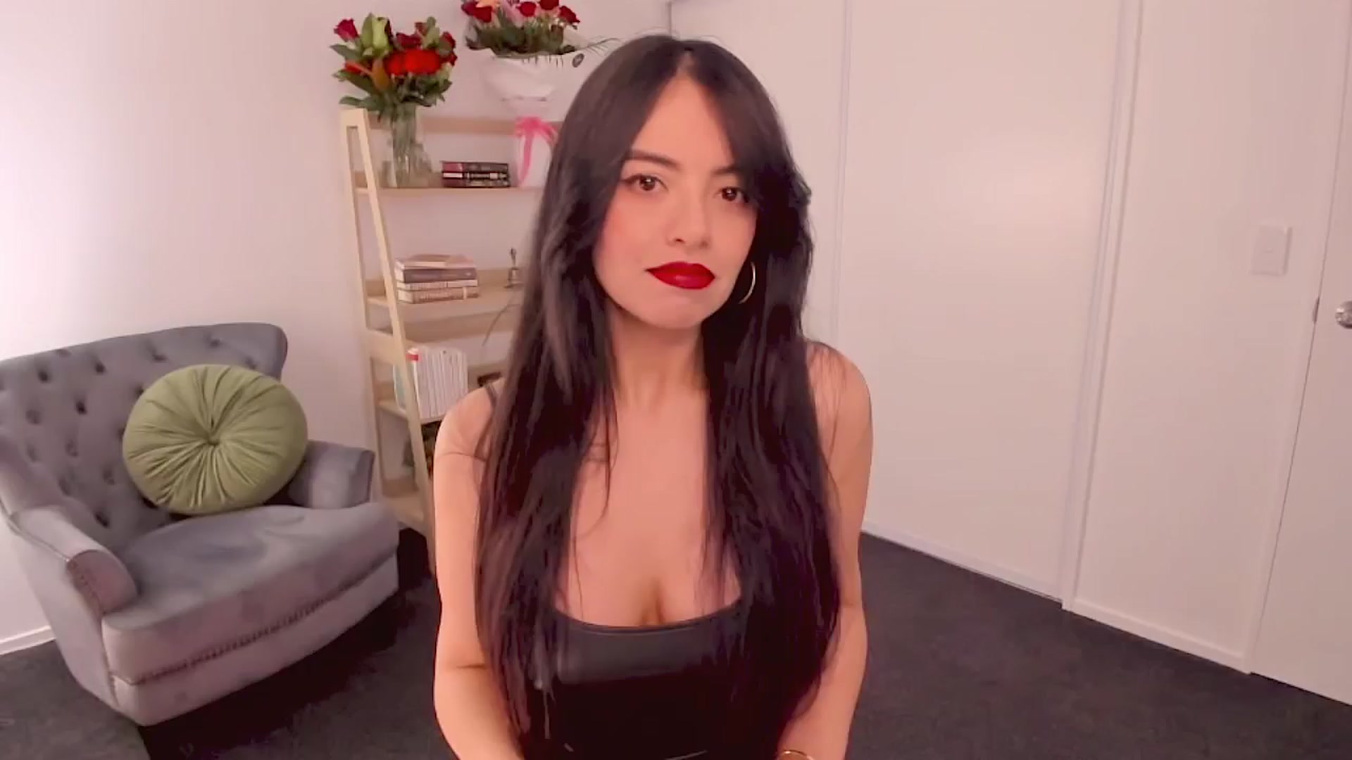 Gallery image thumbnail from NinaSage's myfreecams stream on, 08/05/2025, 04:11 image 5 of 20