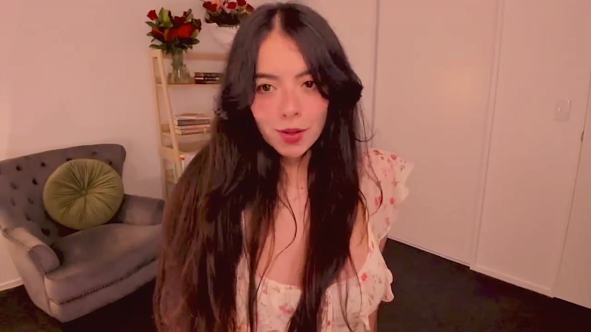 Gallery image thumbnail from NinaSage's myfreecams stream on, 08/07/2025, 05:03 image 7 of 20