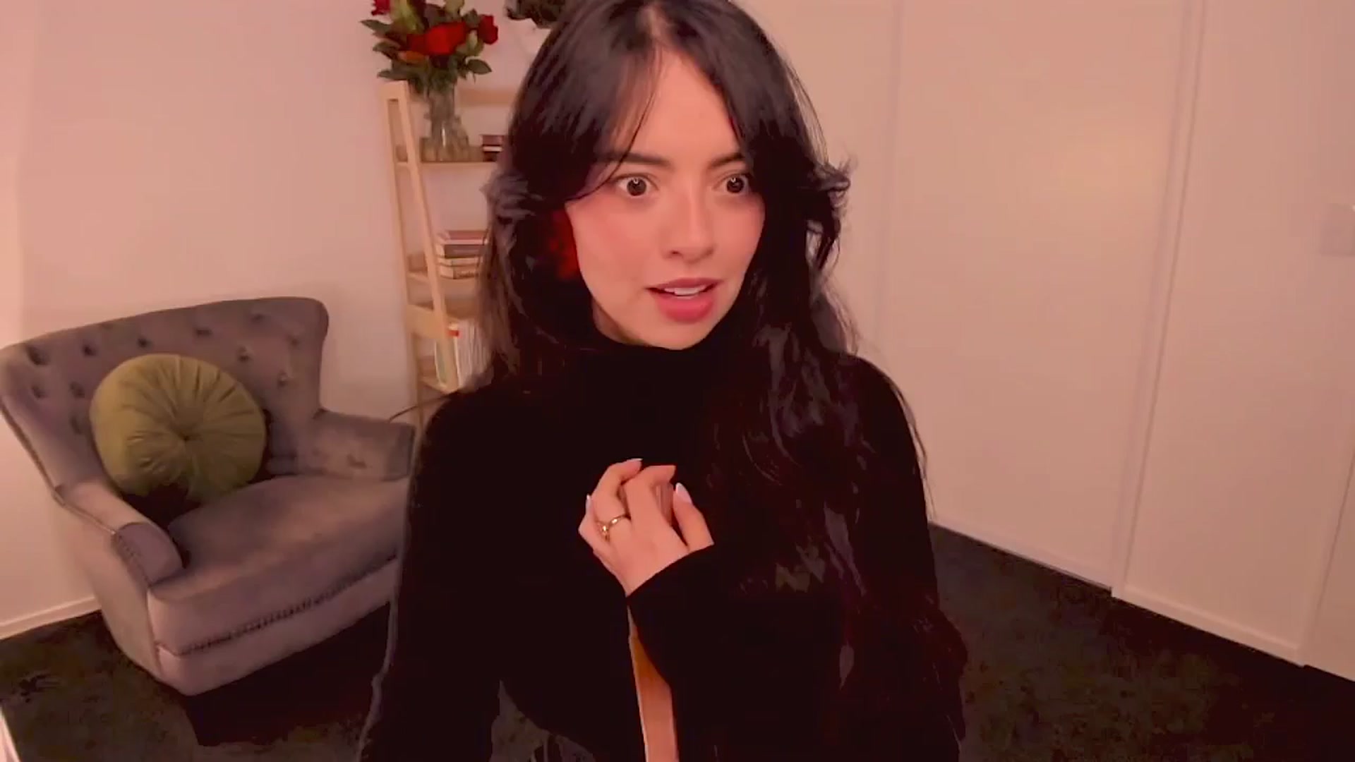 Gallery image thumbnail from NinaSage's myfreecams stream on, 08/08/2025, 03:33 image 3 of 20