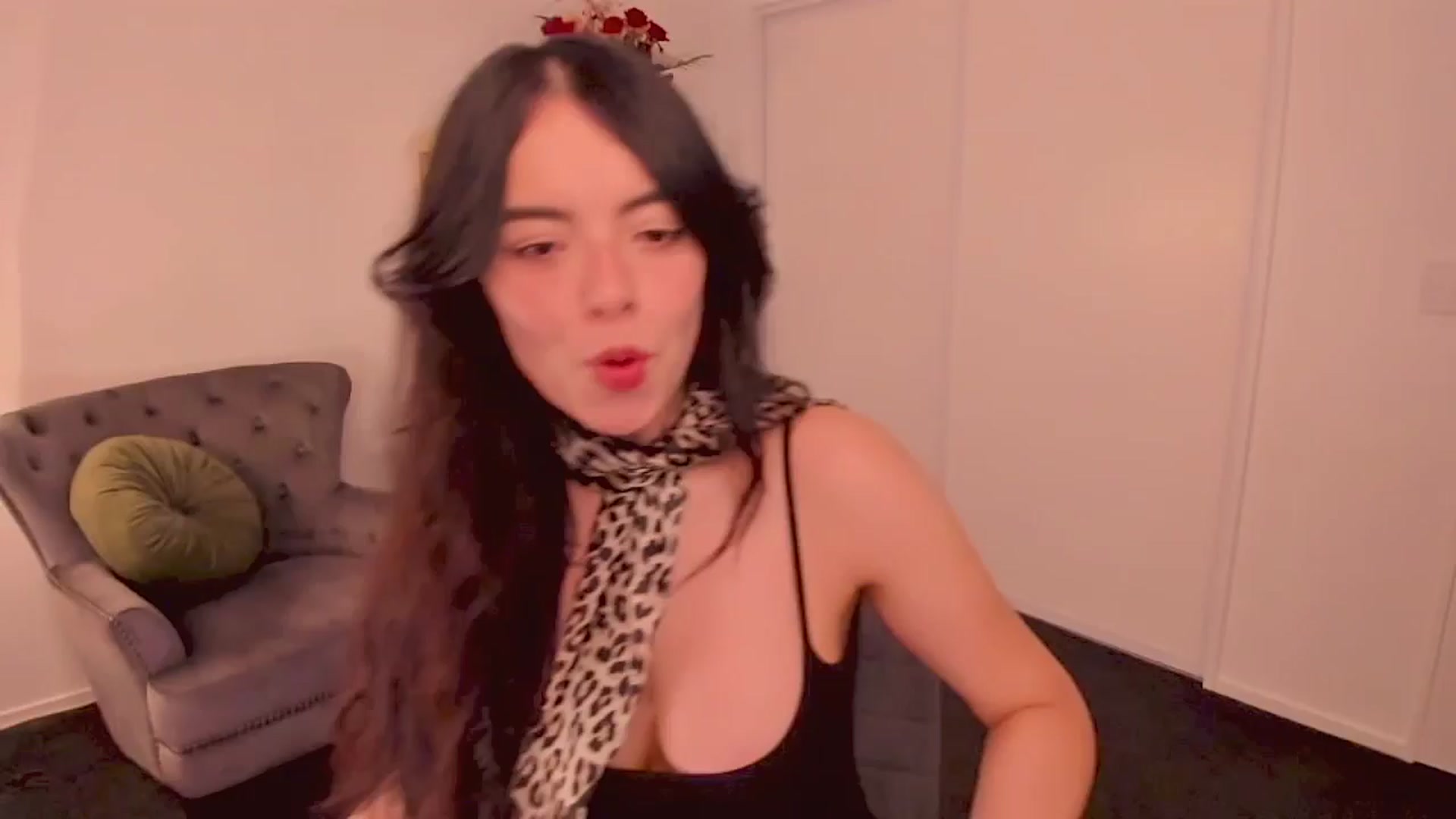 Gallery image thumbnail from NinaSage's myfreecams stream on, 08/09/2025, 05:01 image 6 of 20
