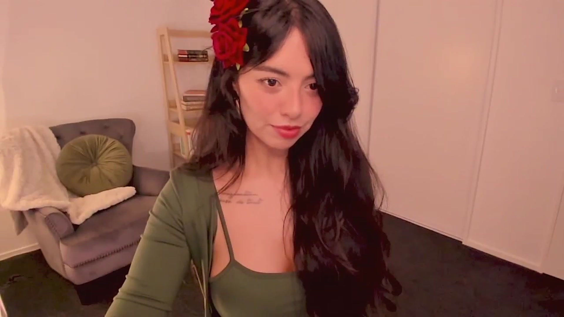 Gallery image thumbnail from NinaSage's myfreecams stream on, 08/10/2025, 01:53 image 18 of 20