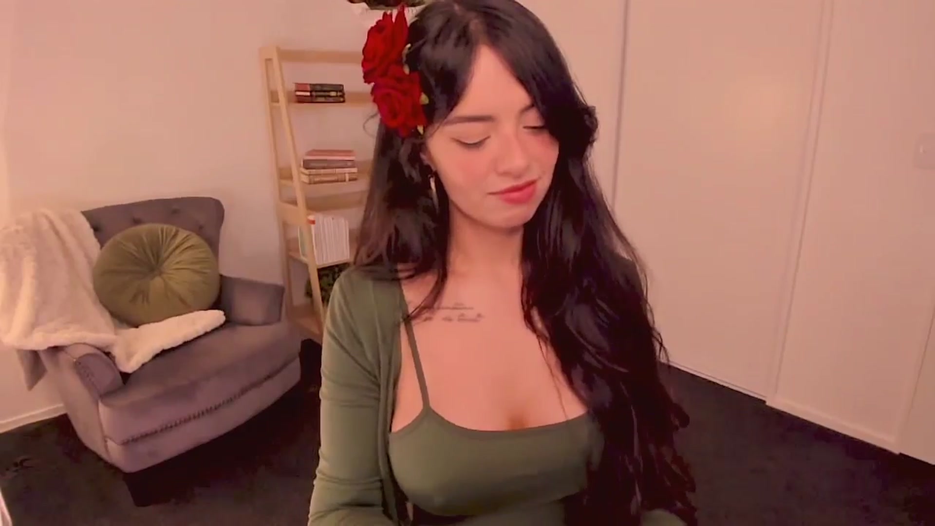 Gallery image thumbnail from NinaSage's myfreecams stream on, 08/10/2025, 01:53 image 15 of 20