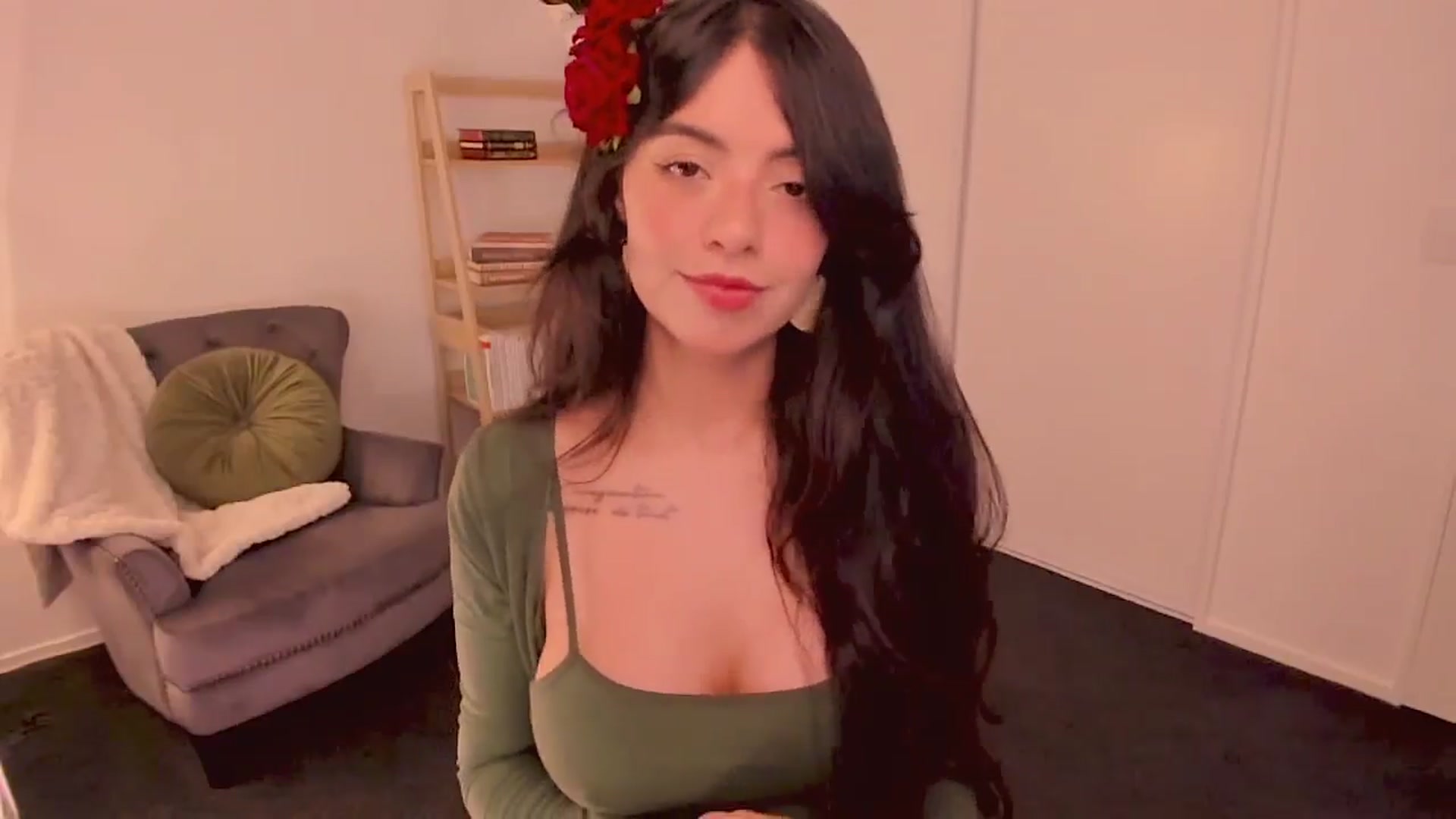 Gallery image thumbnail from NinaSage's myfreecams stream on, 08/10/2025, 02:53 image 11 of 20