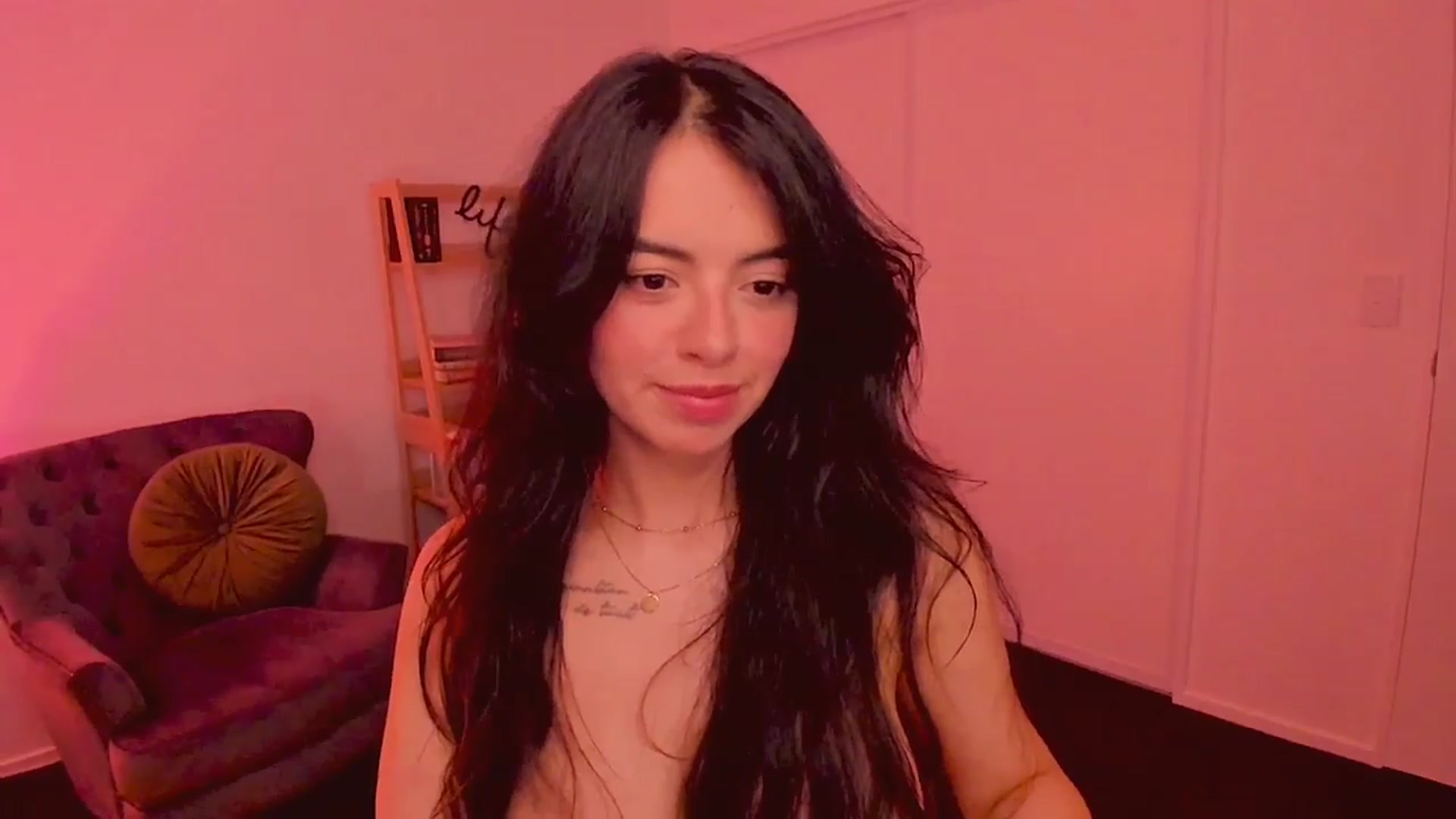 Gallery image thumbnail from NinaSage's myfreecams stream on, 08/12/2025, 04:52 image 15 of 20