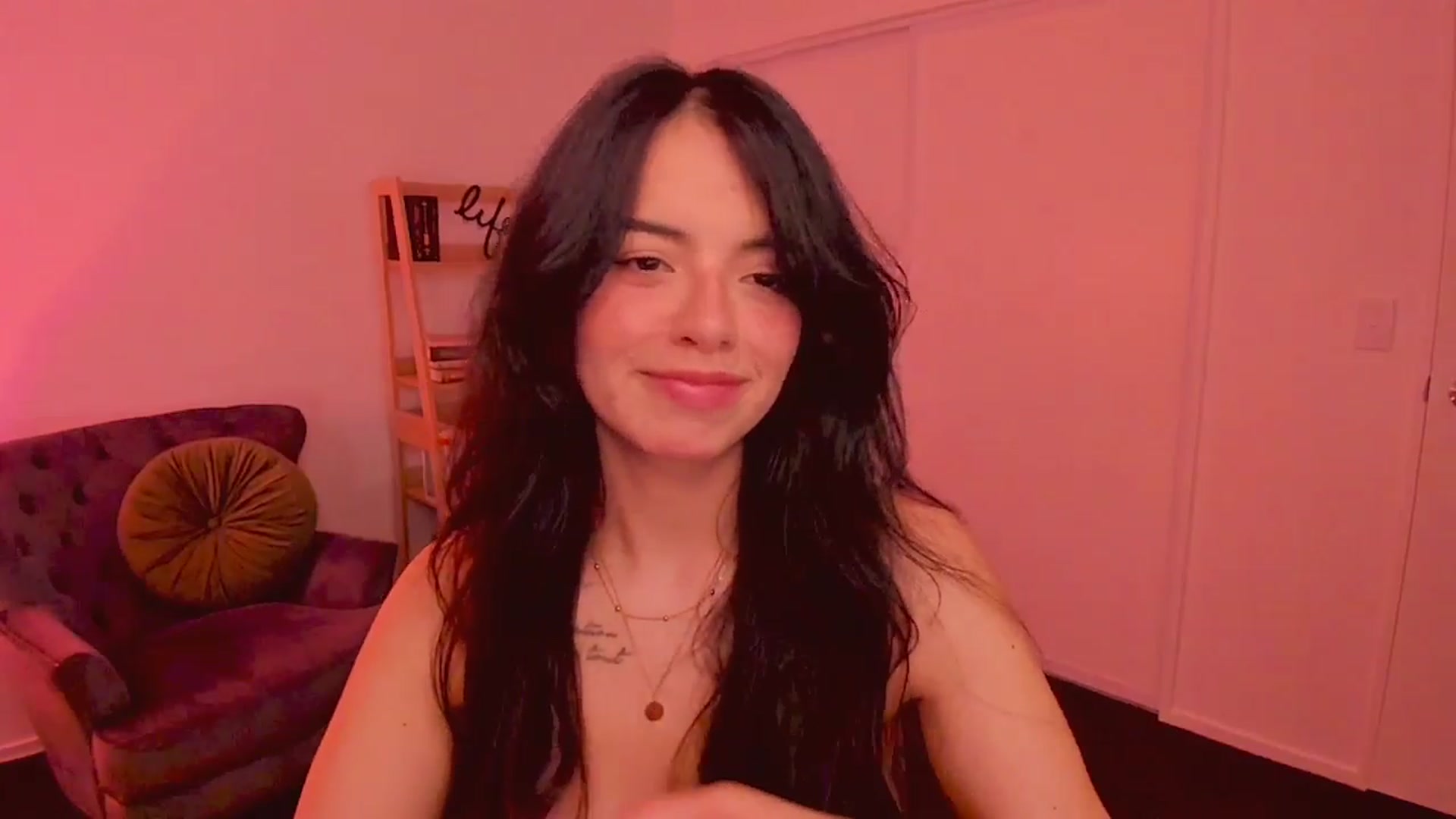 Gallery image thumbnail from NinaSage's myfreecams stream on, 08/12/2025, 04:52 image 16 of 20