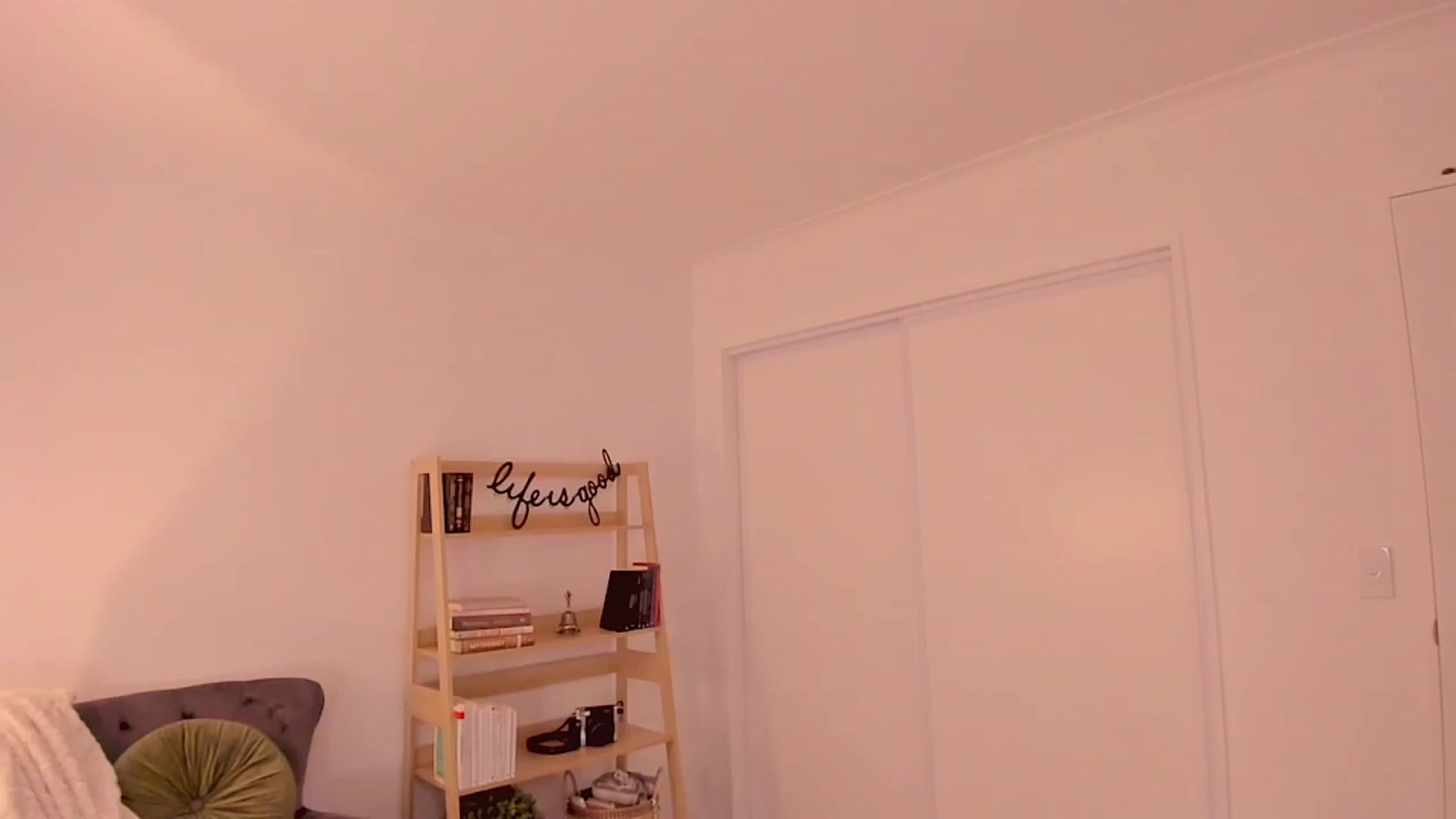 Gallery image thumbnail from NinaSage's myfreecams stream on, 08/13/2025, 04:42 image 6 of 20
