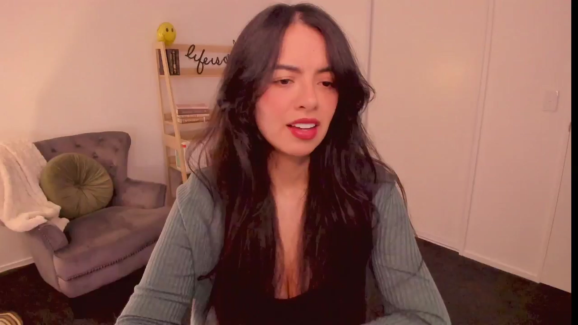 Gallery image thumbnail from NinaSage's myfreecams stream on, 08/15/2025, 24:45 image 5 of 20