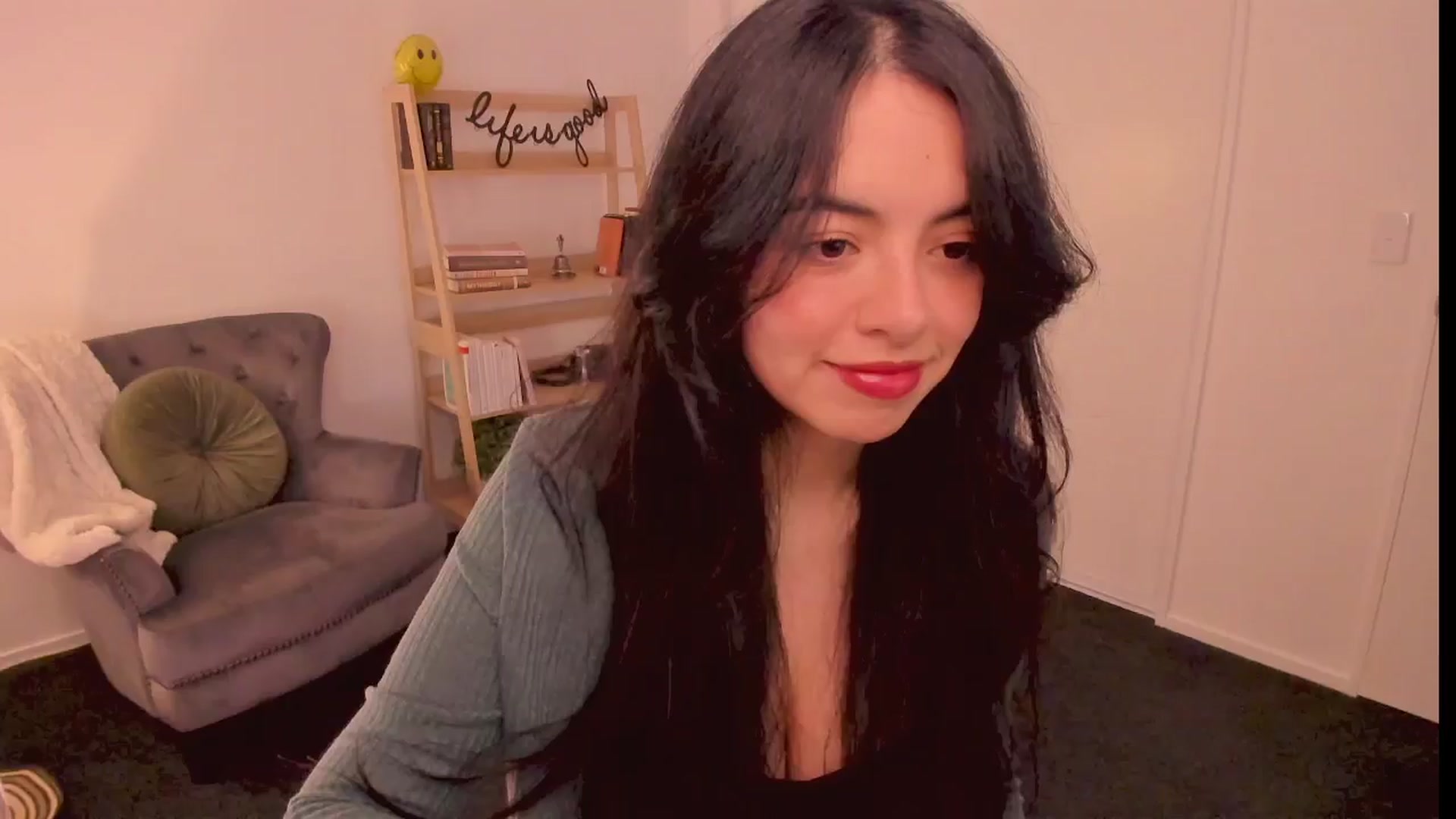 Gallery image thumbnail from NinaSage's myfreecams stream on, 08/15/2025, 24:45 image 3 of 20