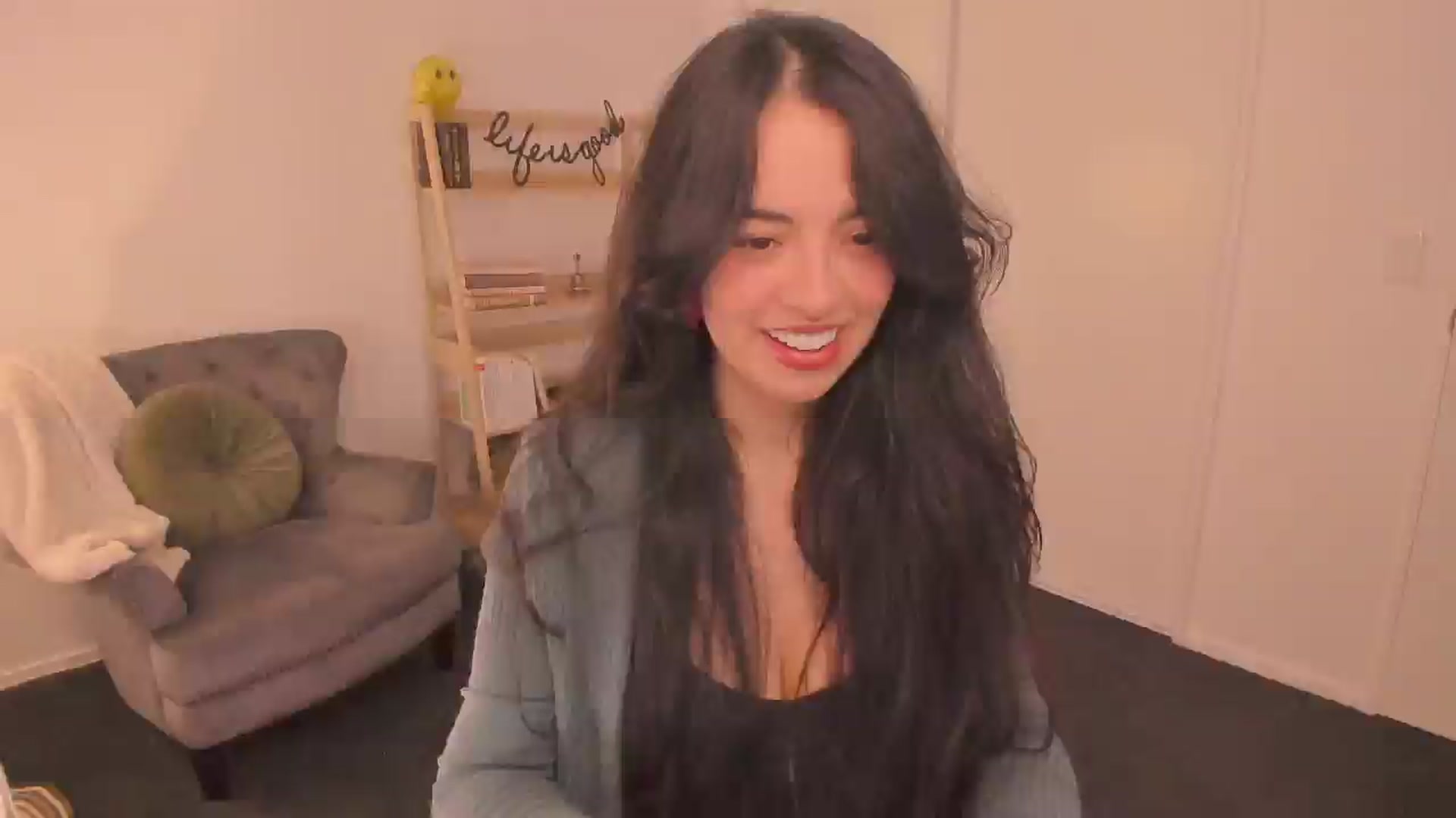 Gallery image thumbnail from NinaSage's myfreecams stream on, 08/15/2025, 24:45 image 12 of 20