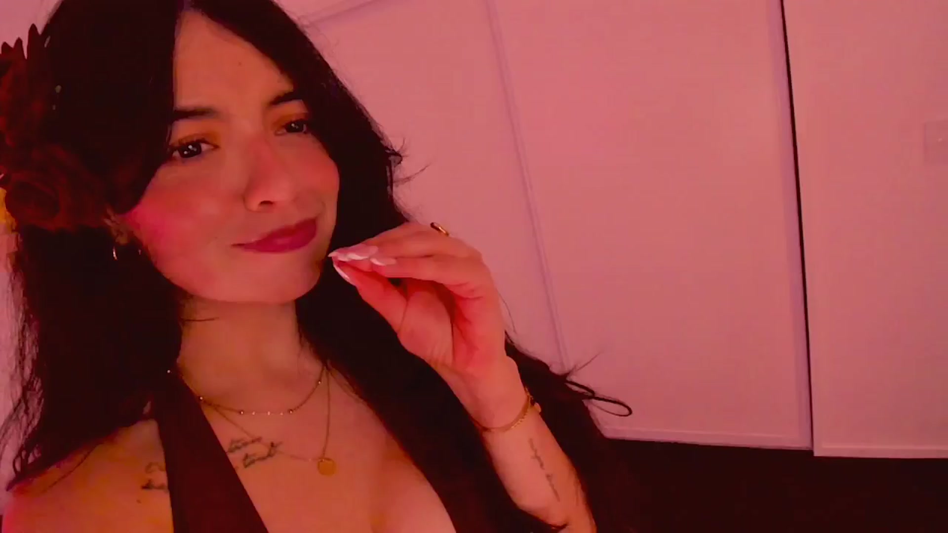 Gallery image thumbnail from NinaSage's myfreecams stream on, 08/17/2025, 02:02 image 2 of 20