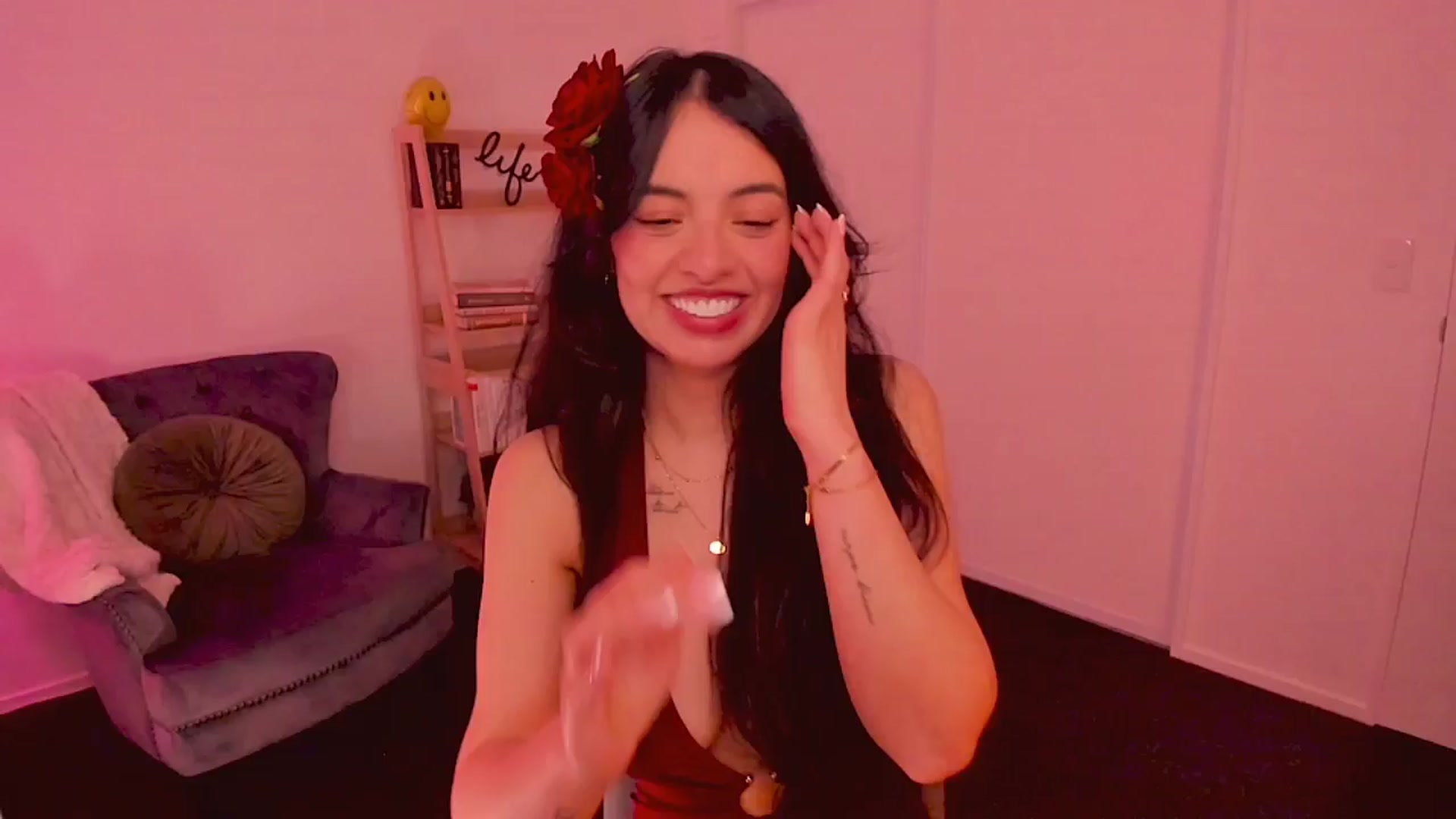 Gallery image thumbnail from NinaSage's myfreecams stream on, 08/17/2025, 04:21 image 10 of 20