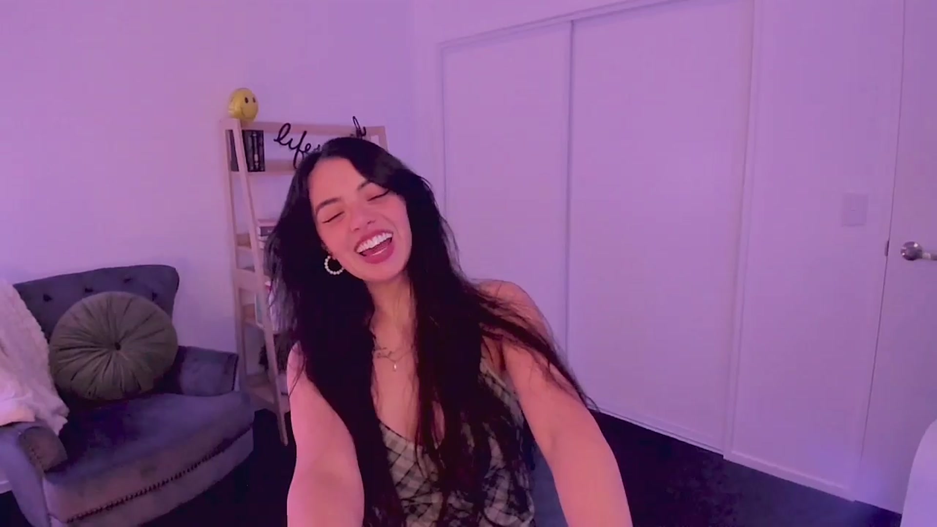 Gallery image thumbnail from NinaSage's myfreecams stream on, 08/19/2025, 03:14 image 13 of 20