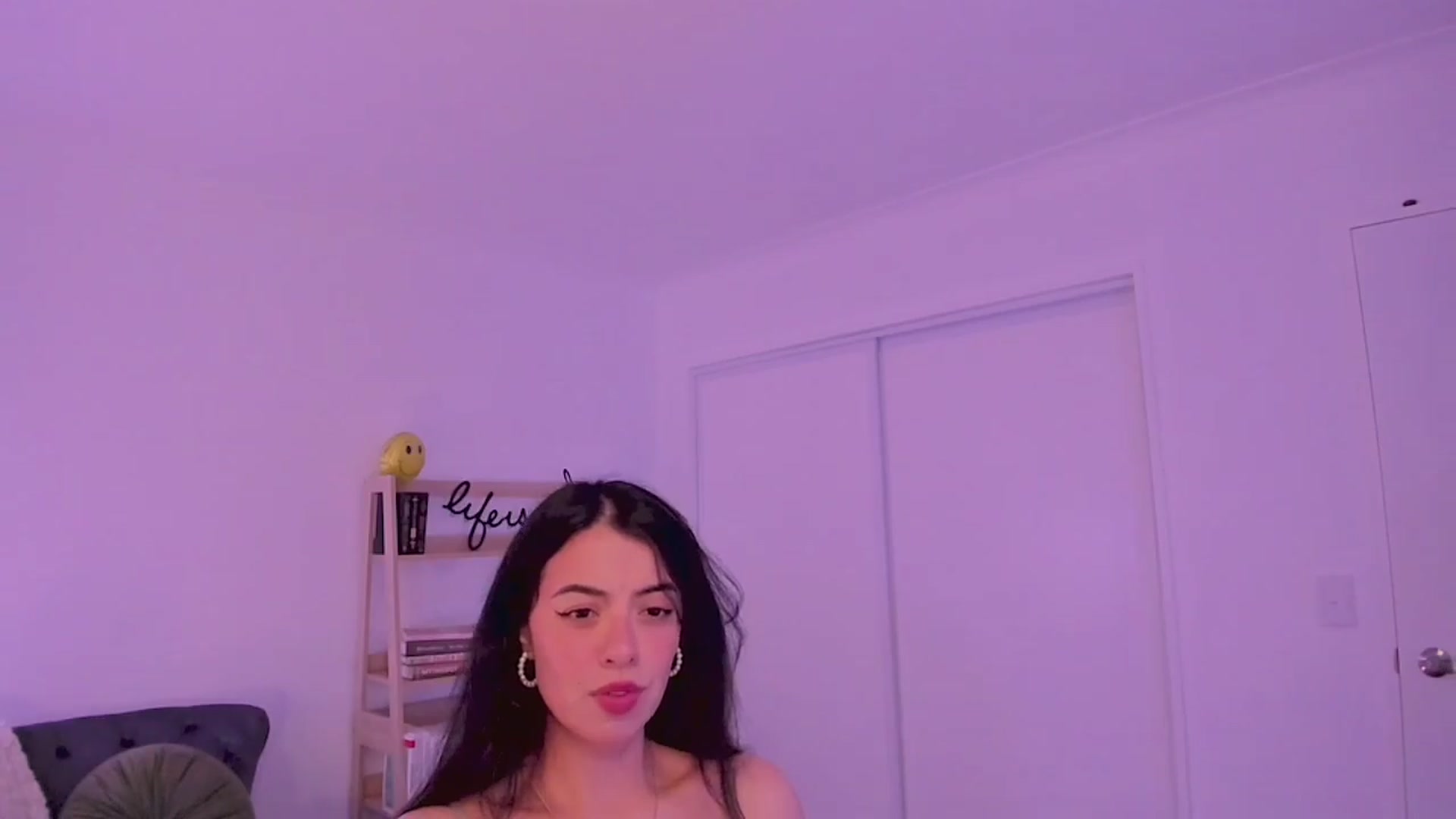 Gallery image thumbnail from NinaSage's myfreecams stream on, 08/19/2025, 03:14 image 9 of 20