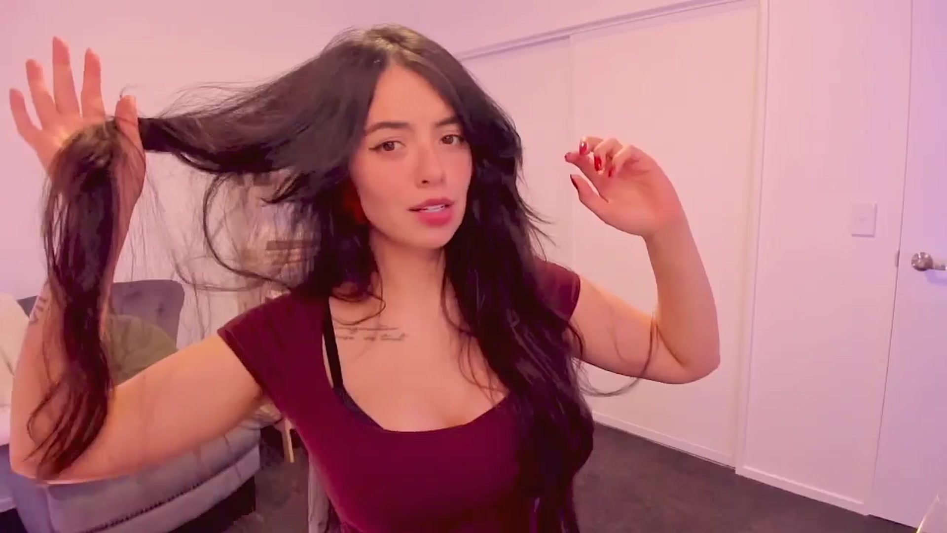 Gallery image thumbnail from NinaSage's myfreecams stream on, 08/21/2025, 04:29 image 9 of 20